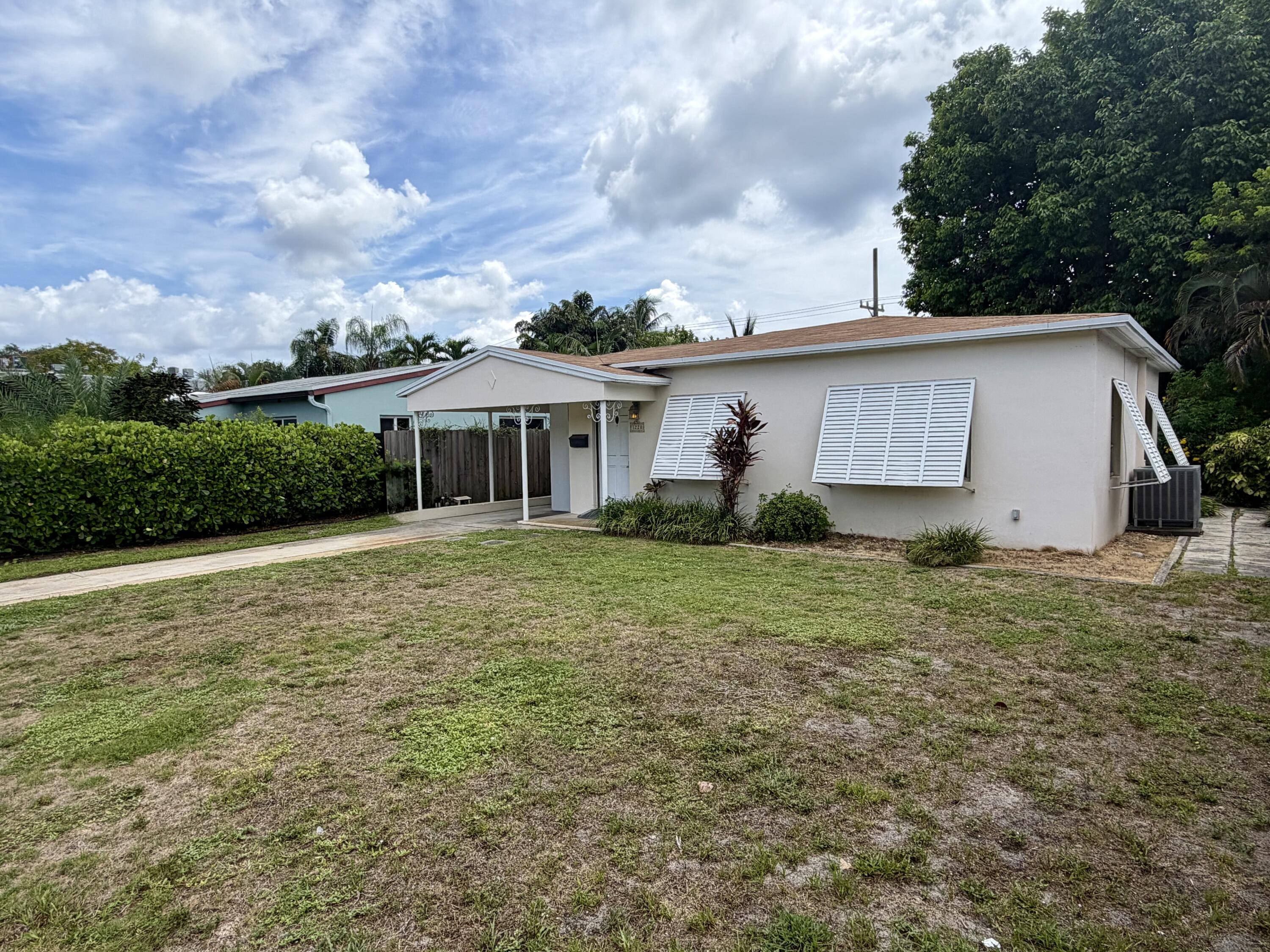 1228 NE 13TH Avenue, Fort Lauderdale, FL 33304, Fort Lauderdale - Photo 3
