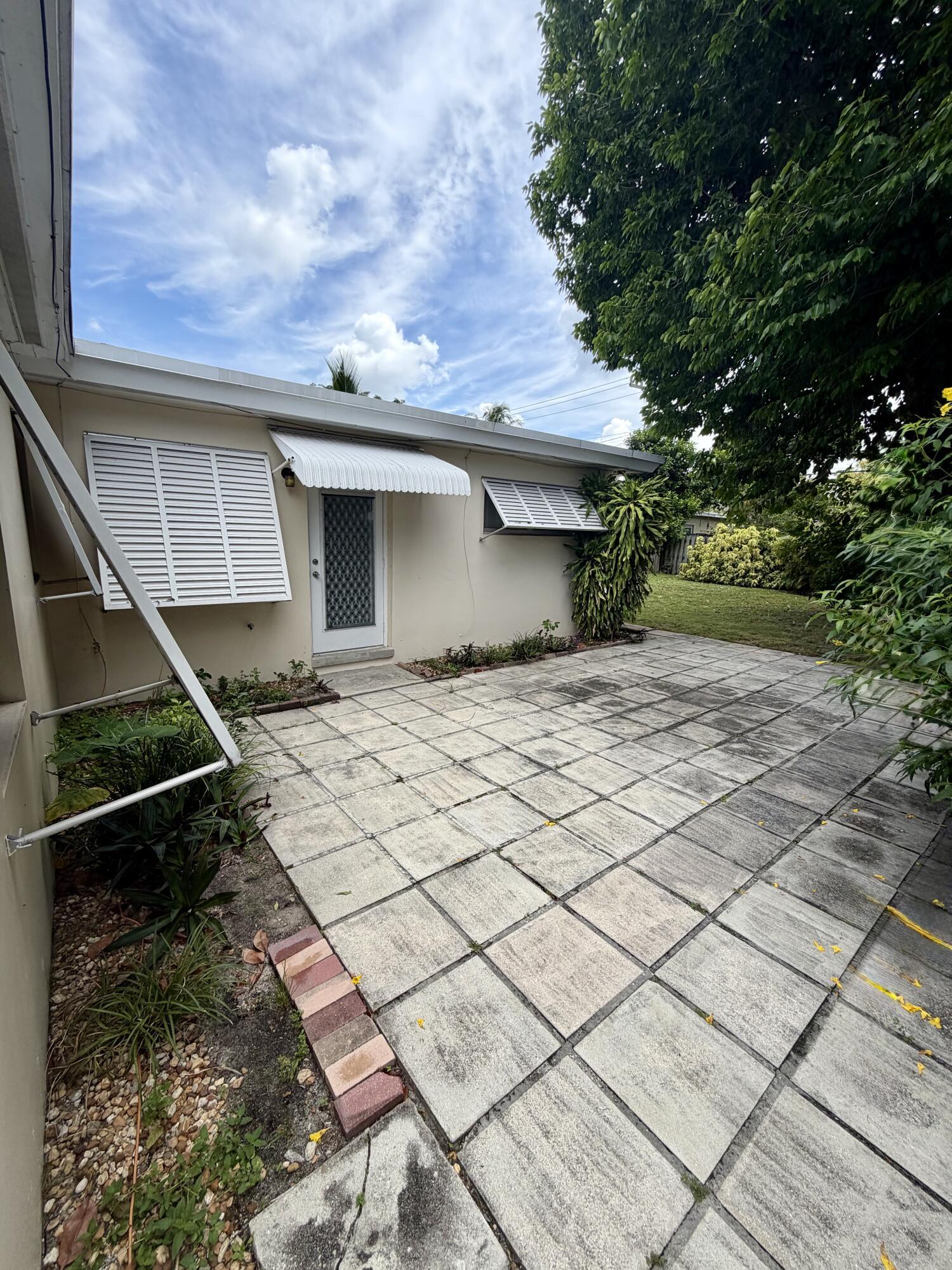 1228 NE 13TH Avenue, Fort Lauderdale, FL 33304, Fort Lauderdale - Photo 5