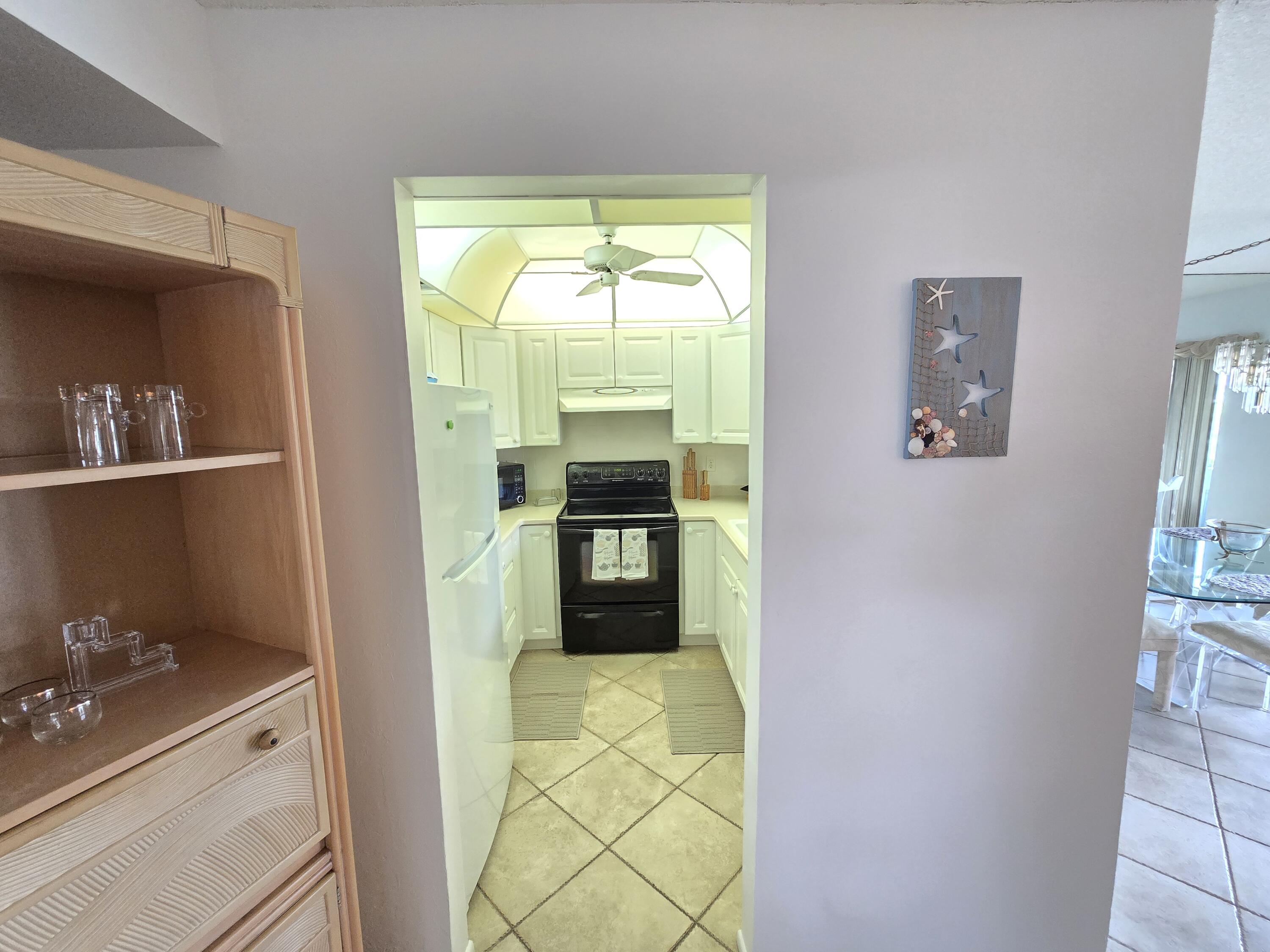 1935 Cobia Drive 103E, Vero Beach, FL 32960, Vero Beach - Photo 5