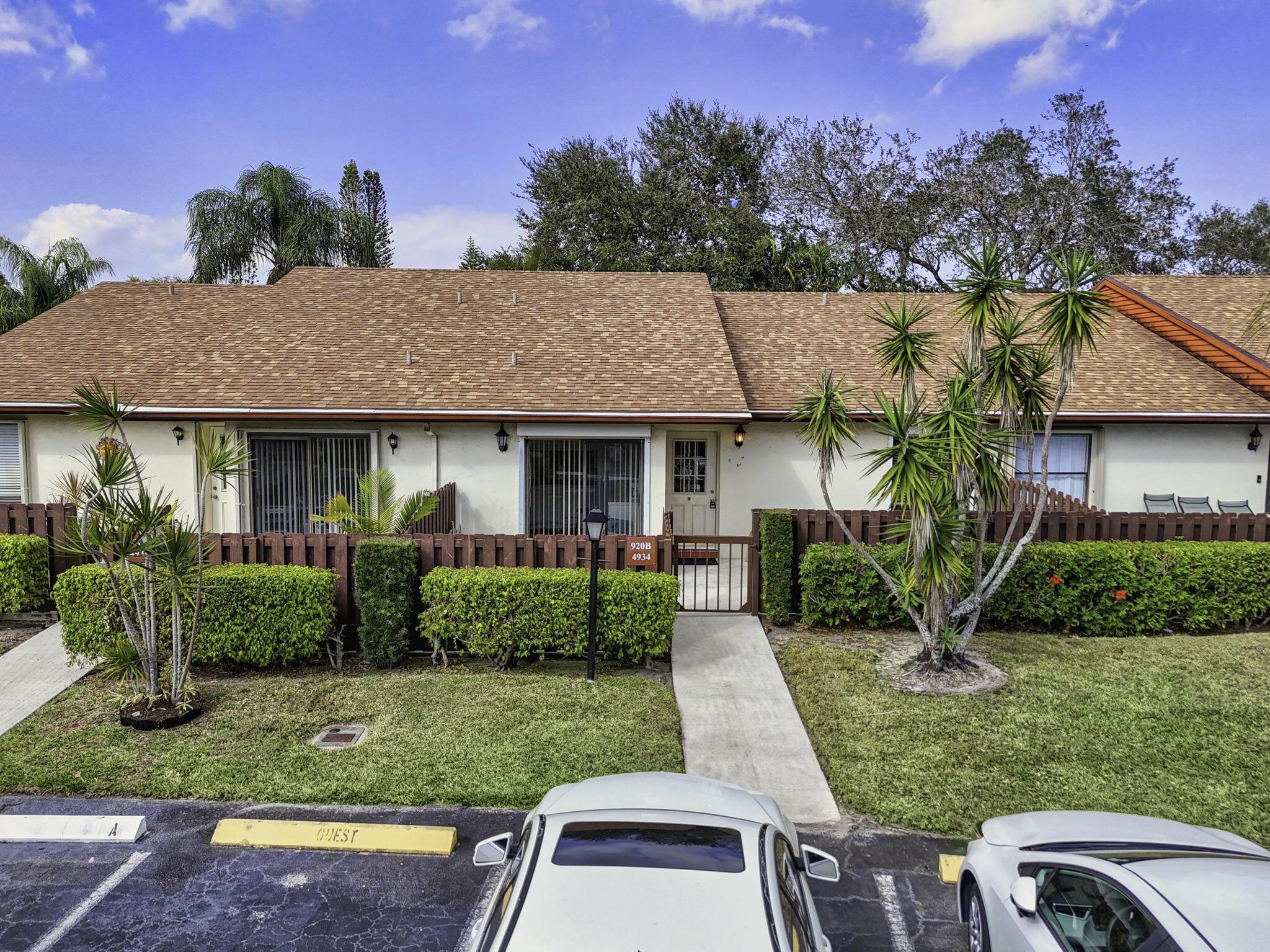 4934 SABLE PINE Circle B, West Palm Beach, FL 33417, West Palm Beach