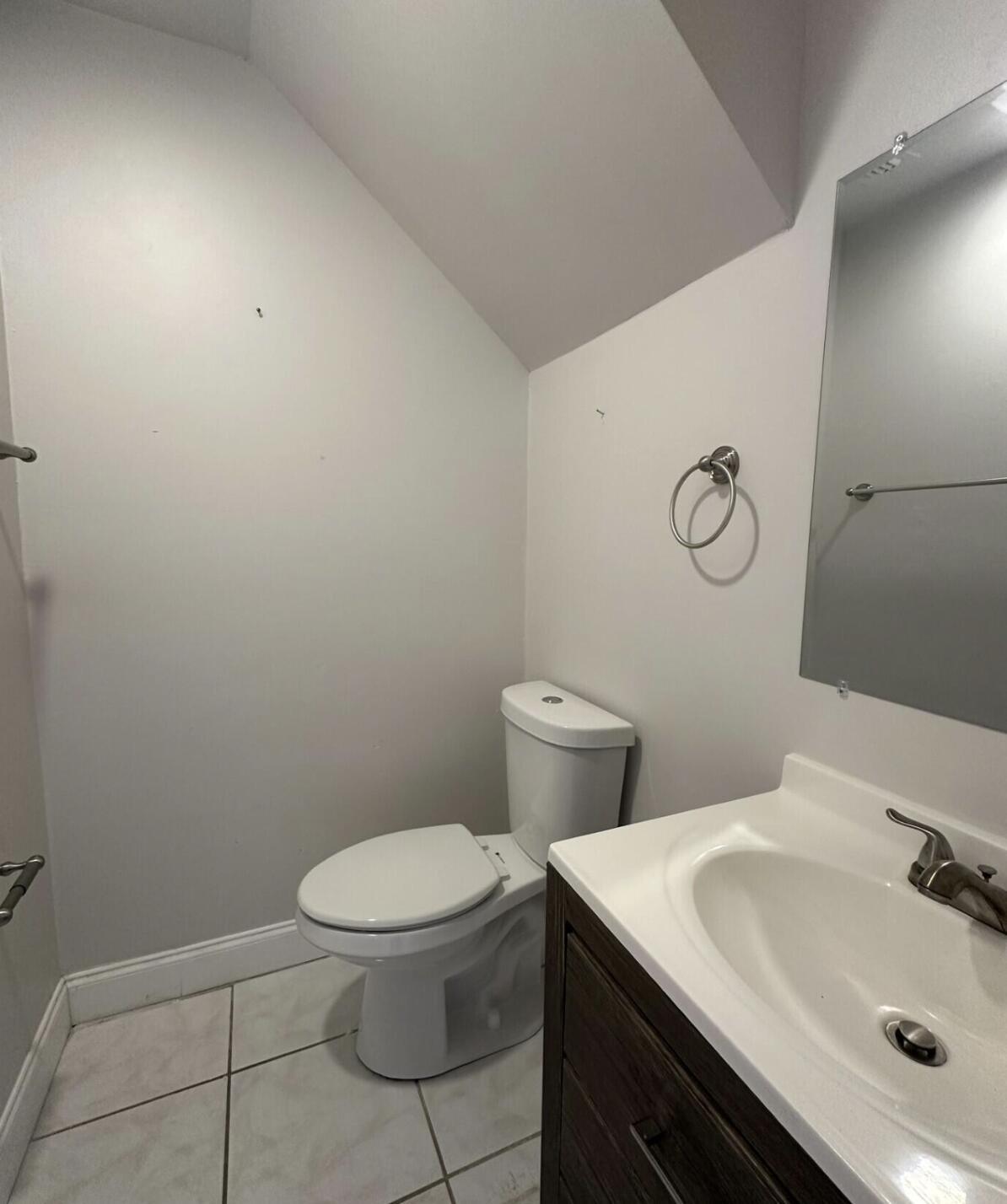646 ELDORADO Street 3, Fort Pierce, FL 34949, Fort Pierce - Photo 4