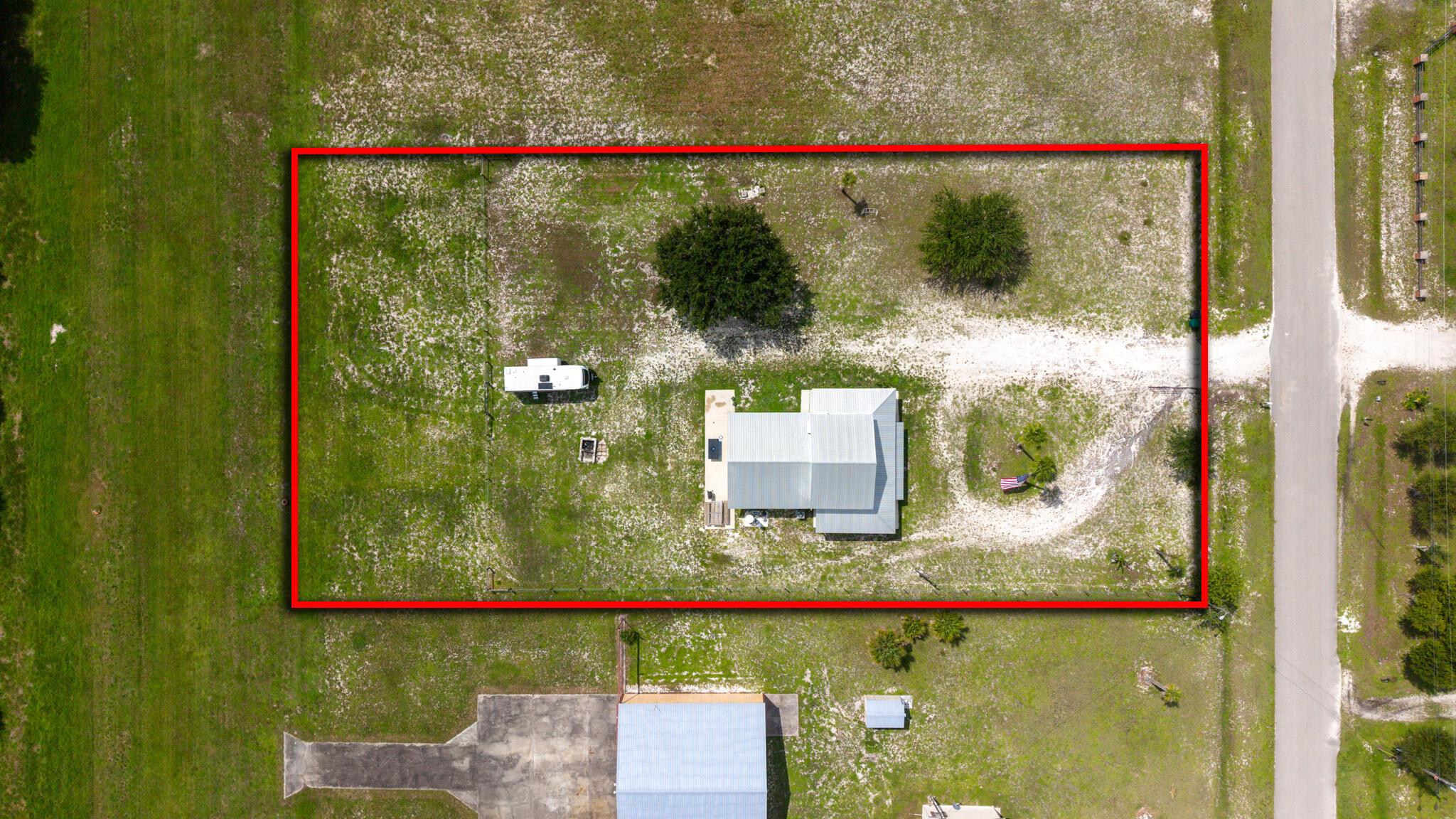19695 NW 80th Drive, Okeechobee, FL 34972, Okeechobee - Photo 3