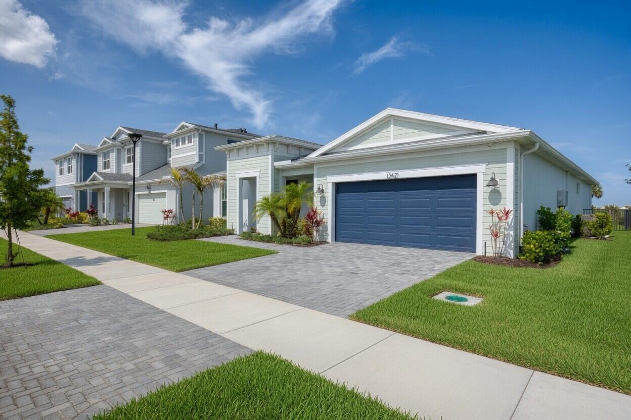 13621 SW Bally Drive, Port St. Lucie, FL 34987, Port St. Lucie - Photo 4