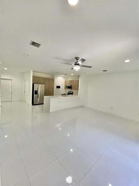 1060 CRYSTAL Way 103, Delray Beach, FL 33444, Delray Beach - Photo 4