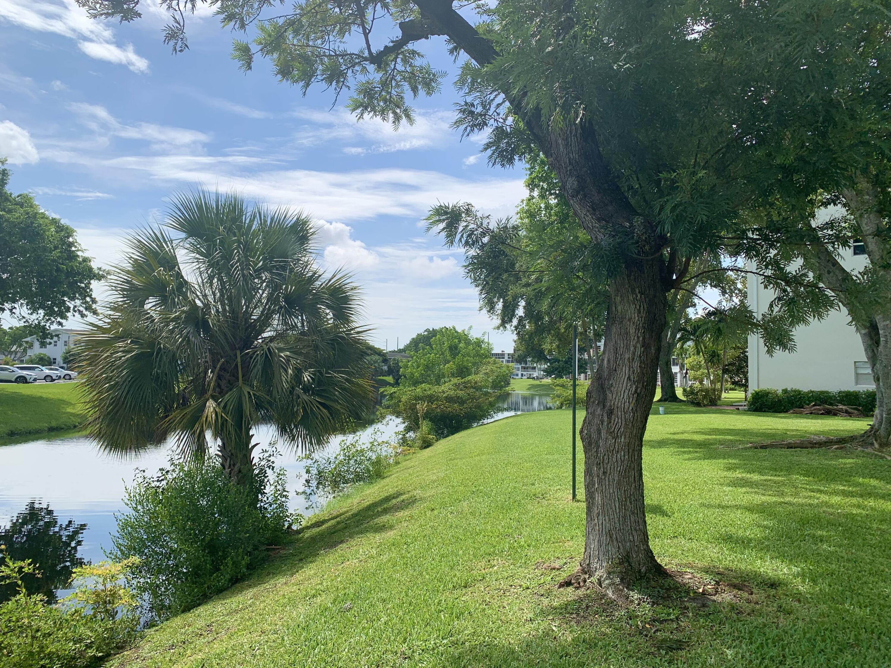 1040 NEWPORT H 1040, Deerfield Beach, FL 33442, Deerfield Beach - Photo 3