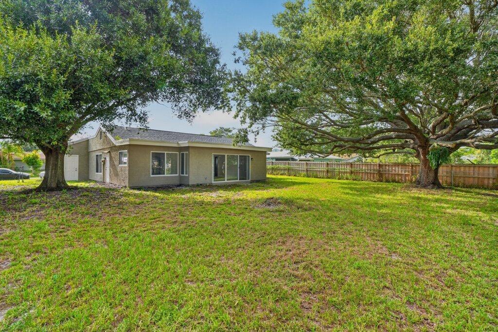 302 SW Kentwood Road, Port St. Lucie, FL 34953, Port St. Lucie - Photo 3