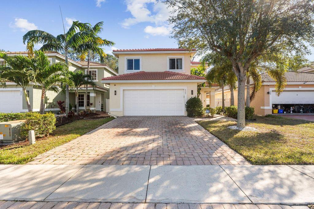 6384 Adriatic Way, West Palm Beach, FL 33413, West Palm Beach