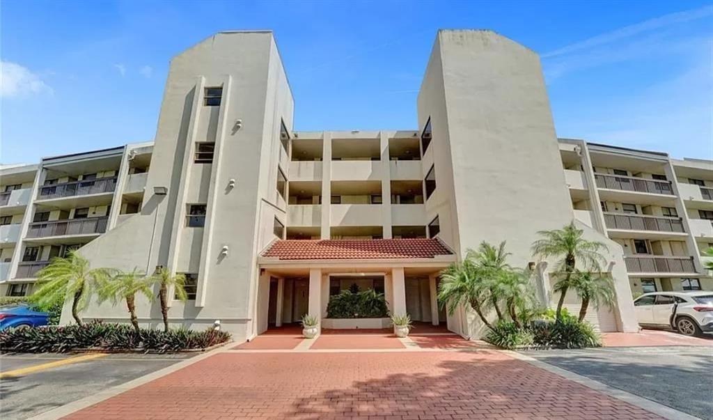 110 Lake Emerald Drive 409, Oakland Park, FL 33309, Oakland Park