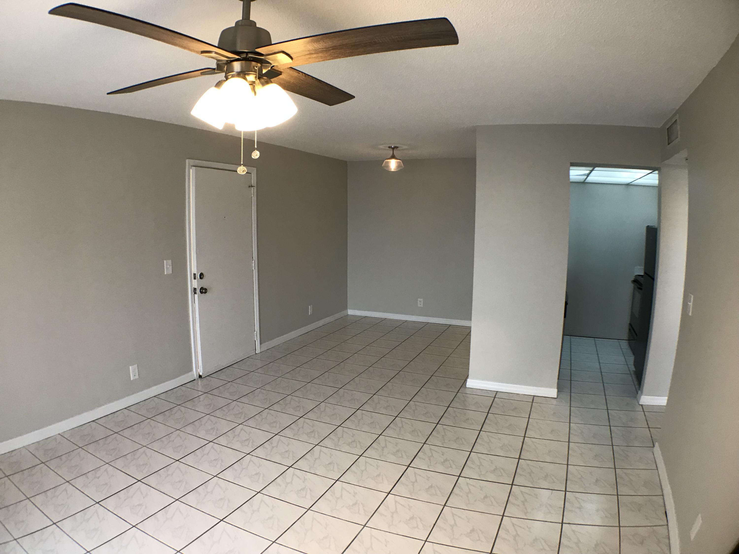 1846 Abbey Road 104, West Palm Beach, FL 33415, West Palm Beach - Photo 3