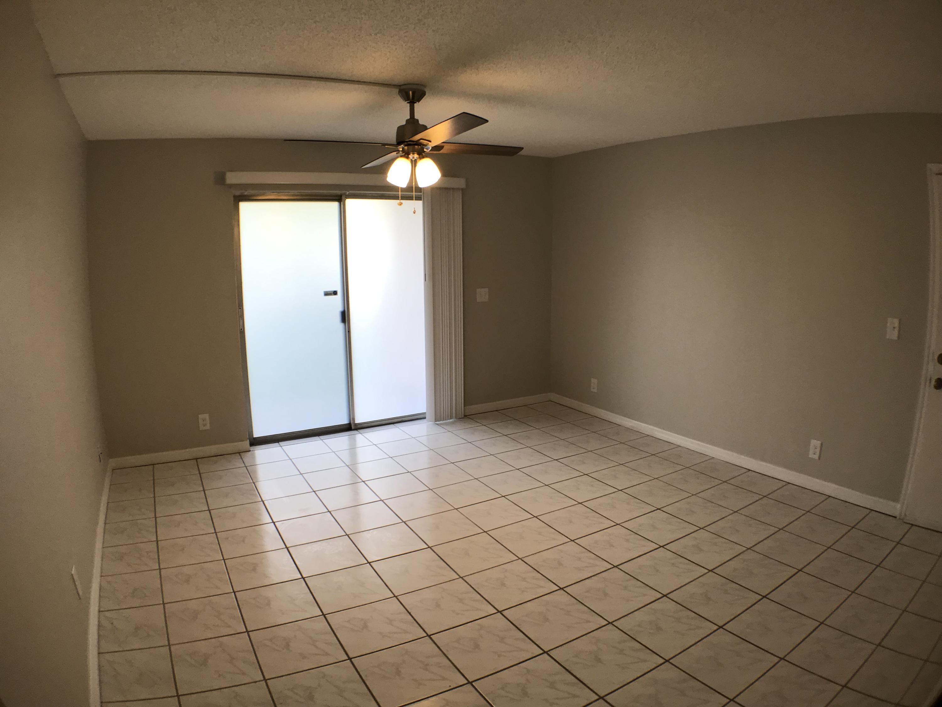 1846 Abbey Road 104, West Palm Beach, FL 33415, West Palm Beach - Photo 5