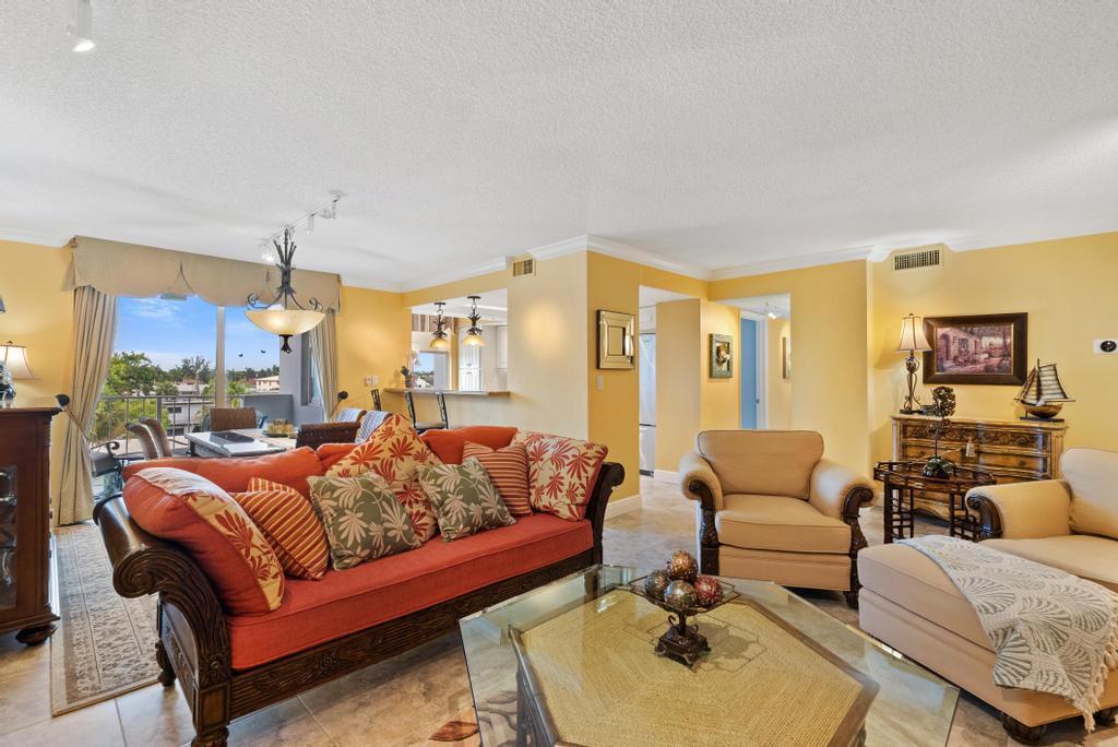 3210 SE 10th Street 4a, Pompano Beach, FL 33062, Pompano Beach - Photo 2