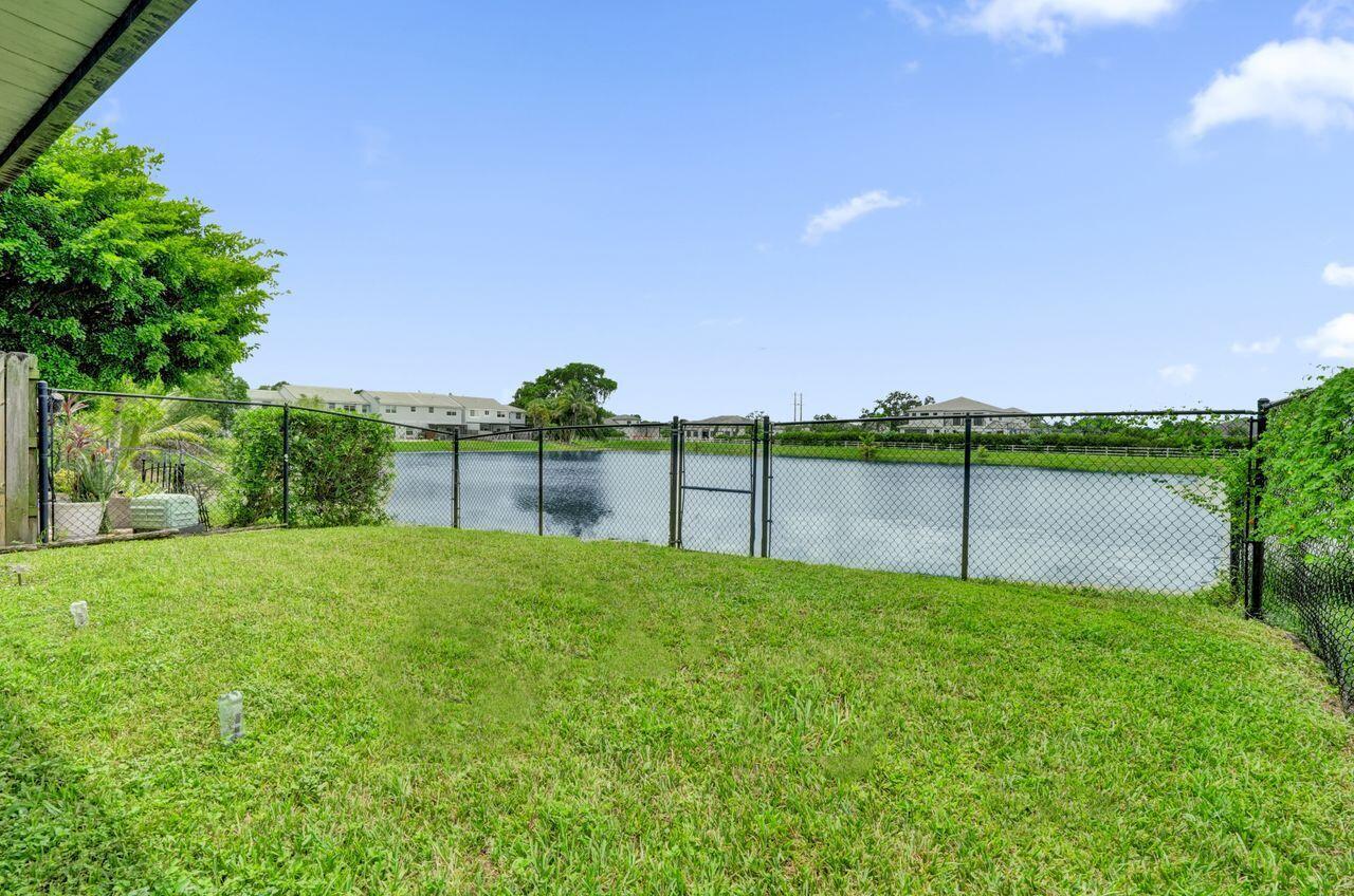 4737 Grapevine Way, Davie, FL 33331, Davie