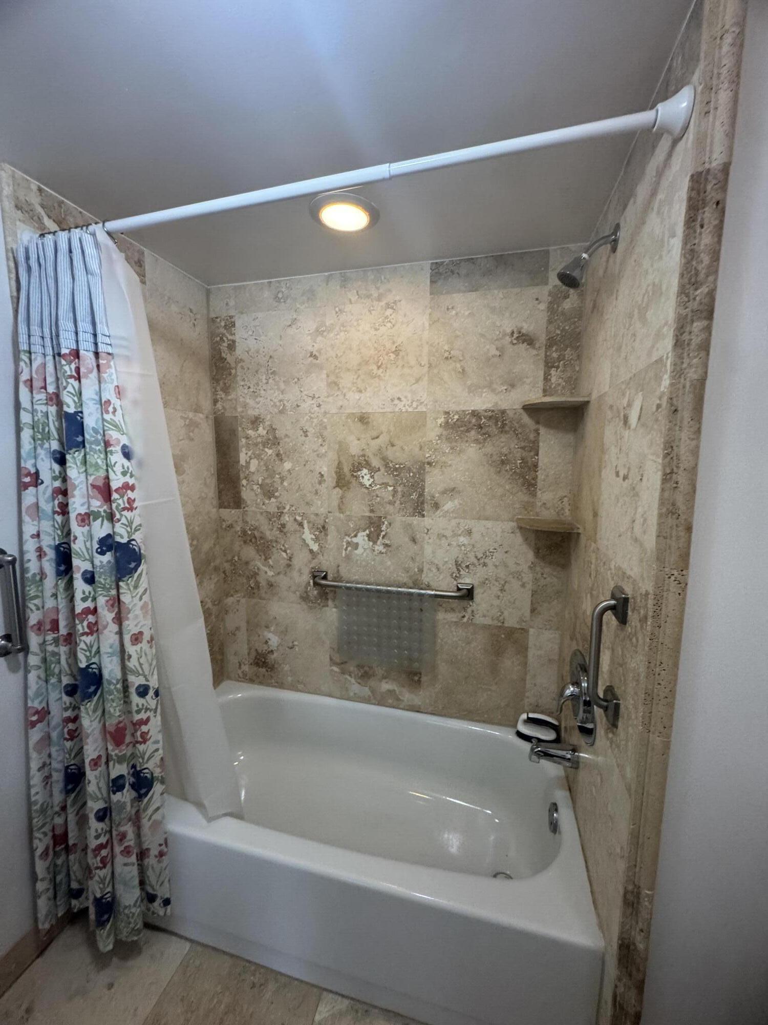 1075 Riverside Drive 303, Coral Springs, FL 33071, Coral Springs - Photo 3