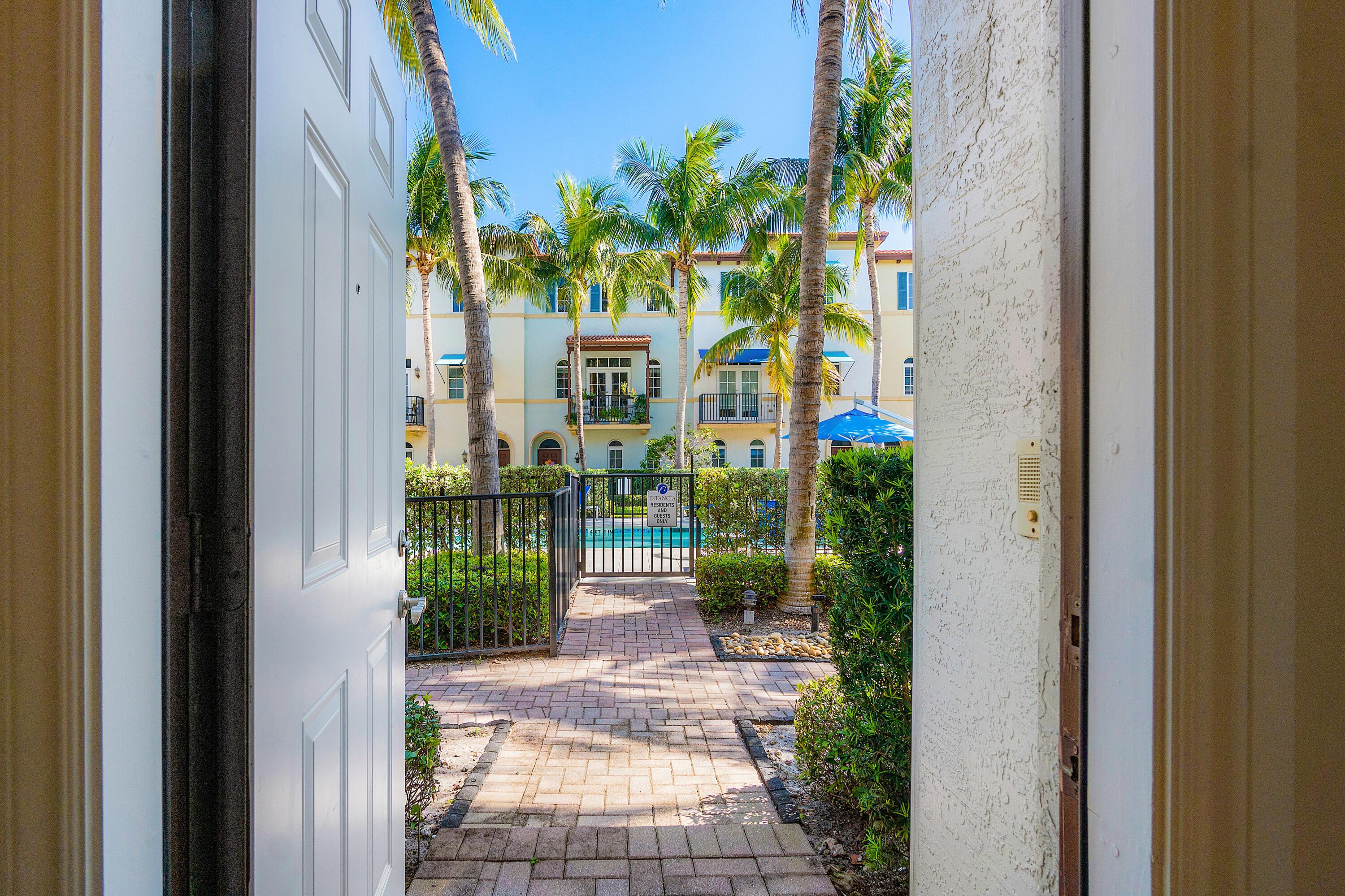 809 Estancia Way, Boynton Beach, FL 33435, Boynton Beach - Photo 4