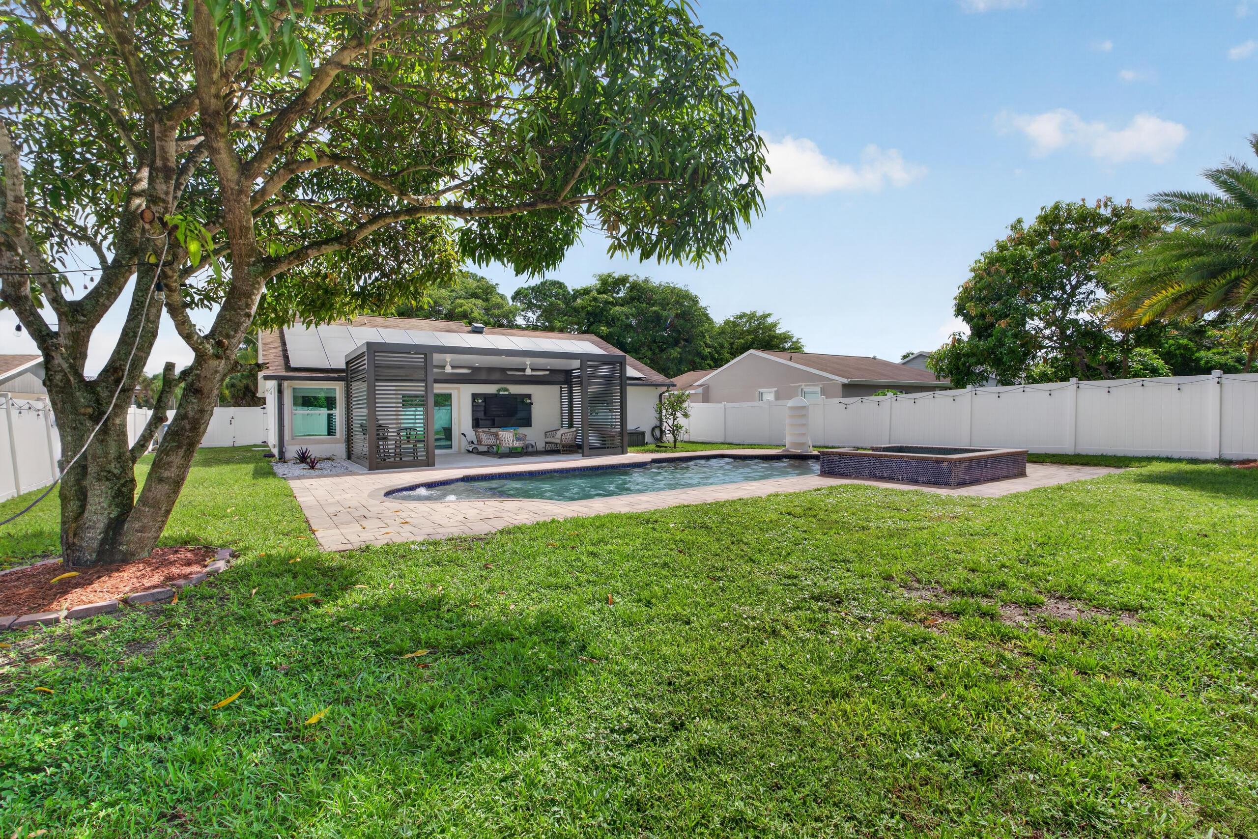 4858 Classic Drive, West Palm Beach, FL 33417, West Palm Beach - Photo 4