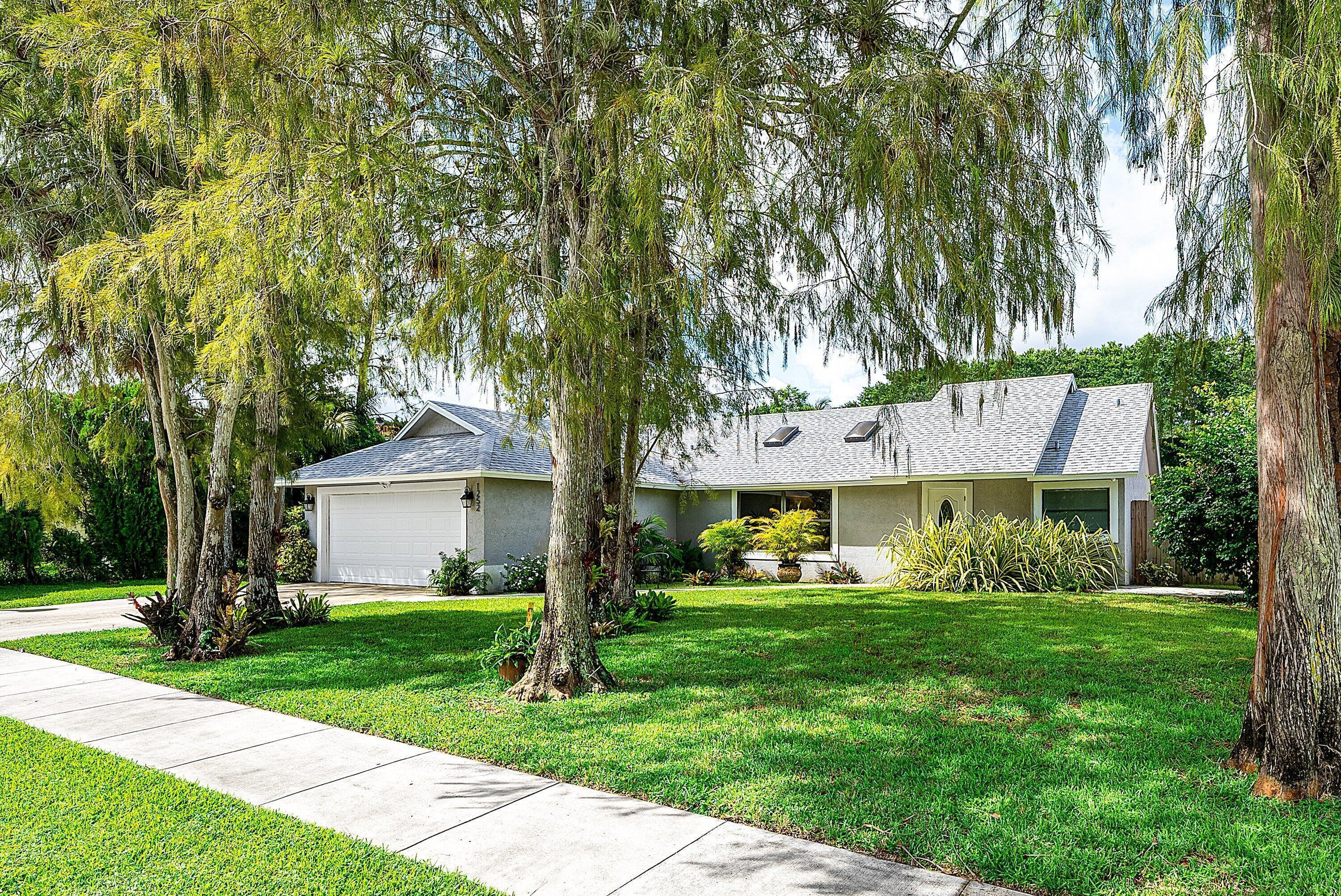 1252 Raintree Lane, Wellington, FL 33414, Wellington - Photo 3
