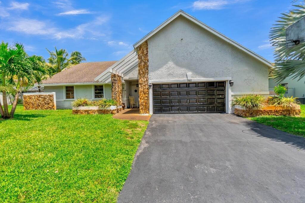 7461 NW 35th Street, Lauderhill, FL 33319, Lauderhill - Photo 4