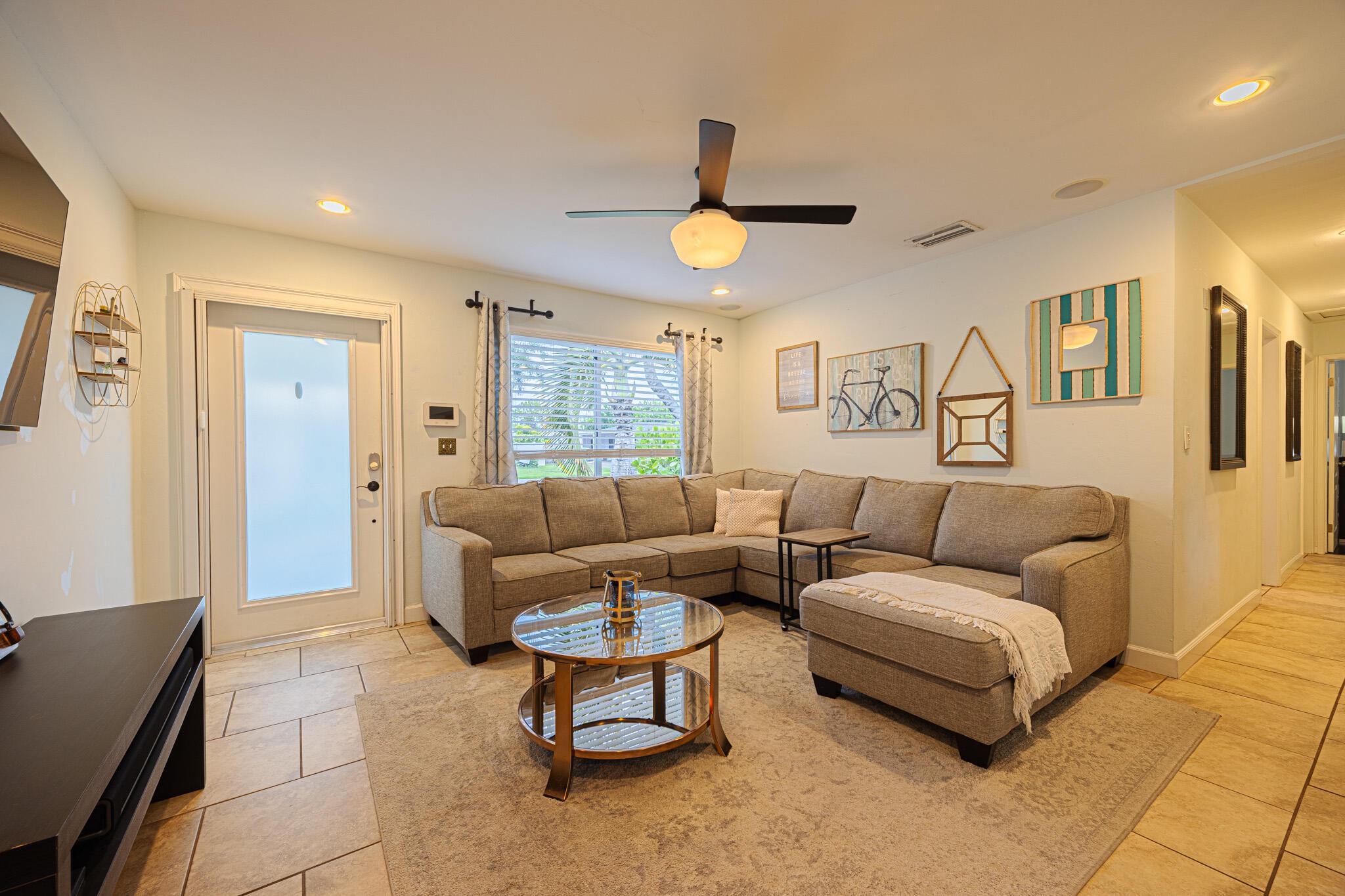 334 NE 28th Road, Boca Raton, FL 33431, Boca Raton - Photo 5