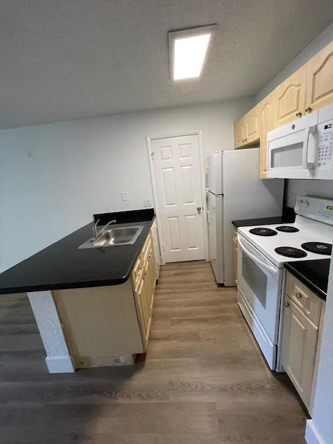 4221 W McNab Road, Pompano Beach, FL 33069, Pompano Beach - Photo 5