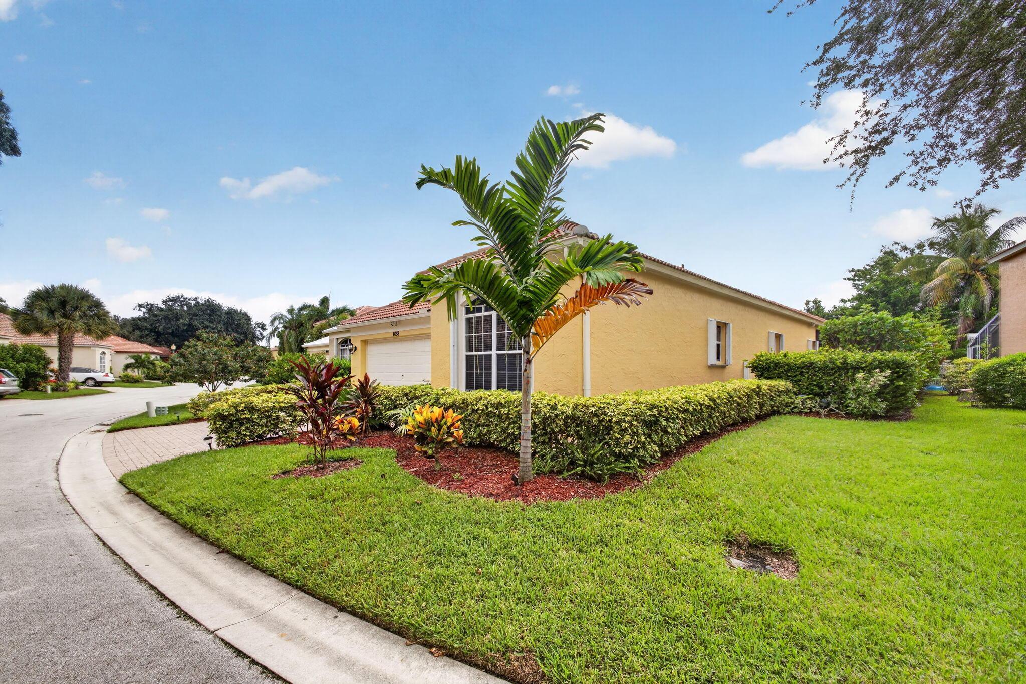 8058 Via Hacienda, Riviera Beach, FL 33418, Riviera Beach - Photo 5