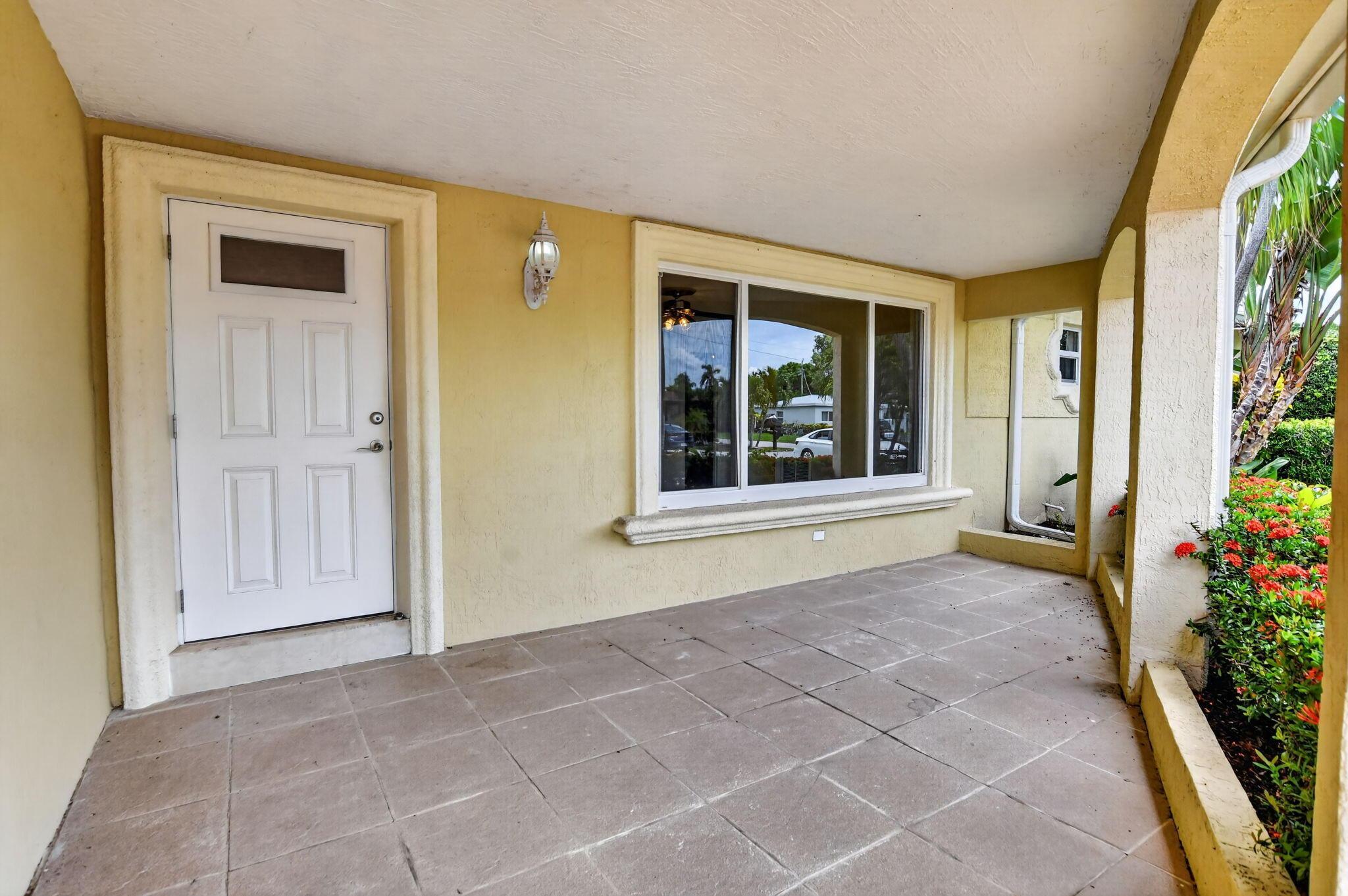 2250 NE 4TH Court, Boca Raton, FL 33431, Boca Raton - Photo 4
