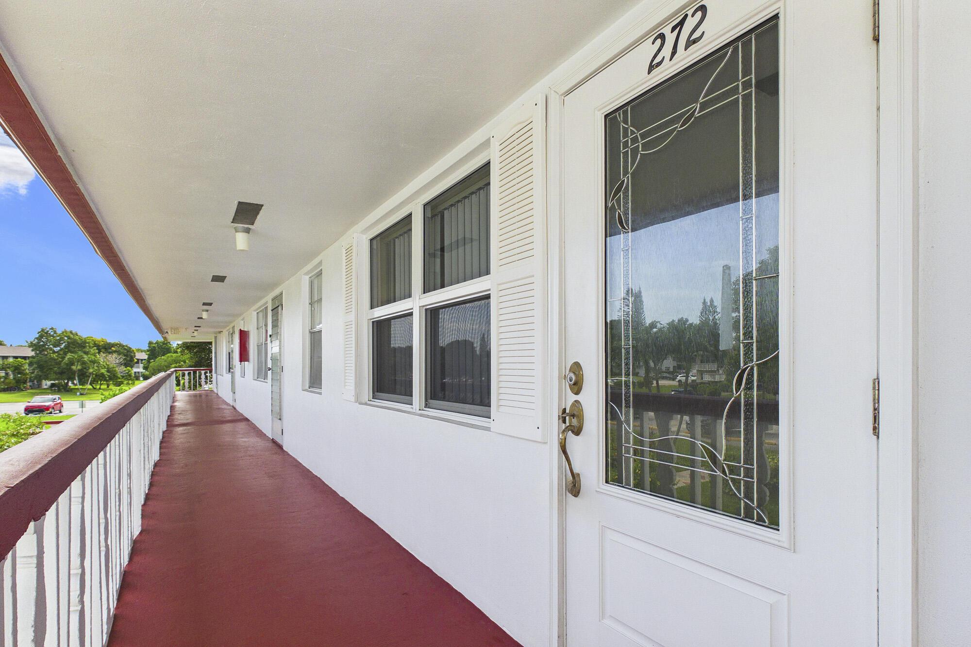 272 NORTHAMPTON N, West Palm Beach, FL 33417, West Palm Beach - Photo 3