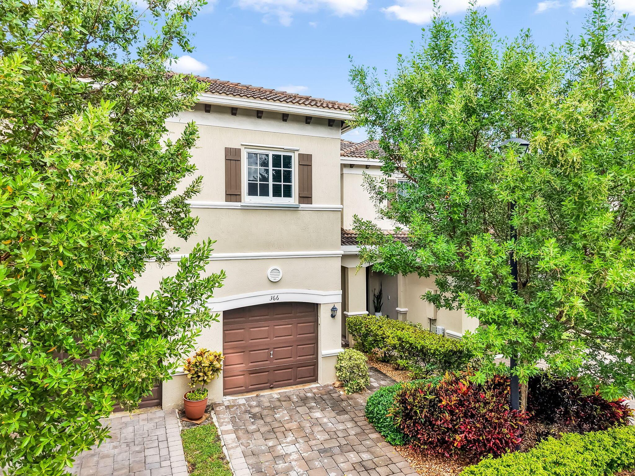 366 SE 1ST Way, Deerfield Beach, FL 33441, Deerfield Beach - Photo 2