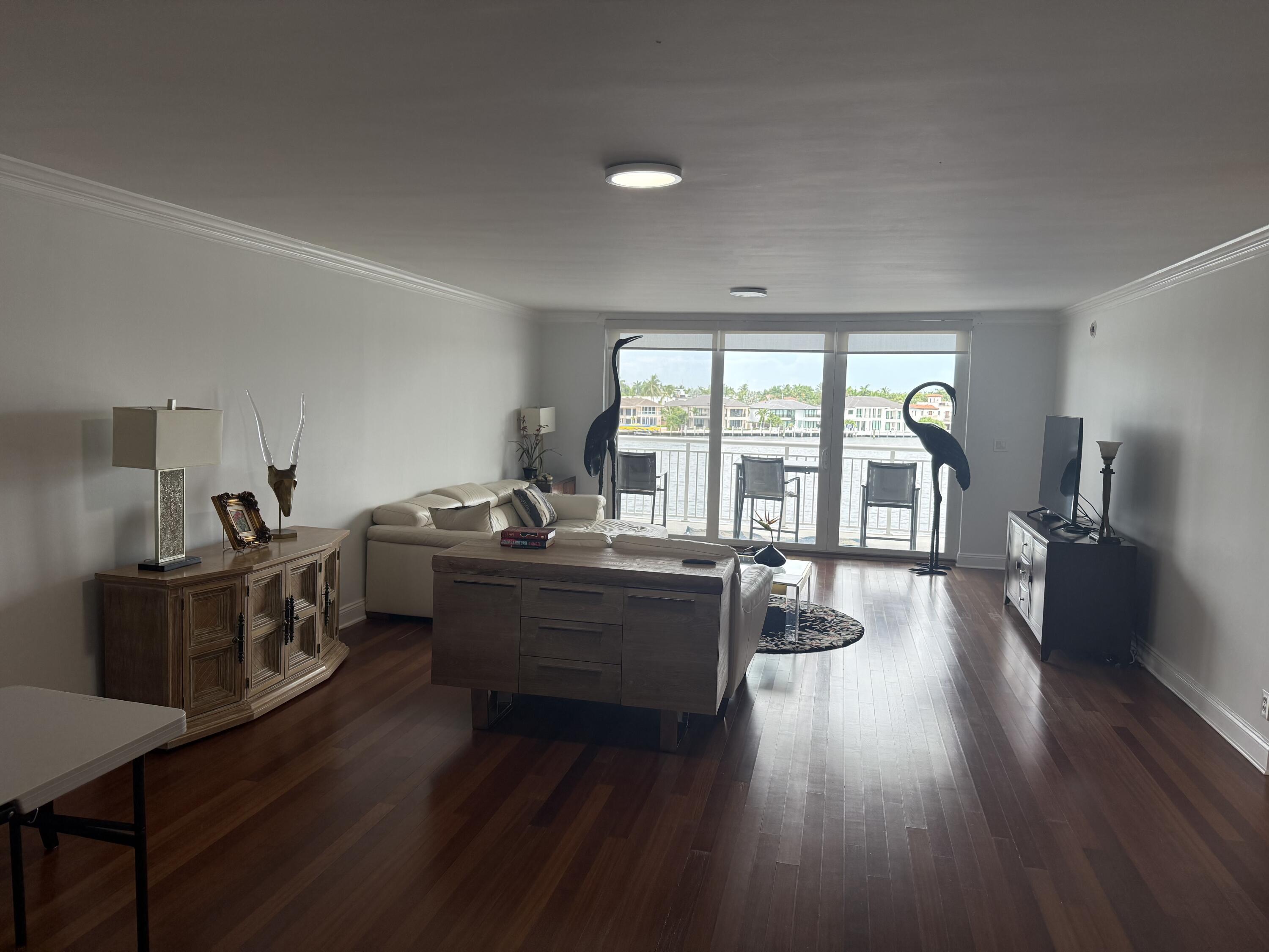 511 Bayshore Drive 405, Fort Lauderdale, FL 33304, Fort Lauderdale - Photo 3