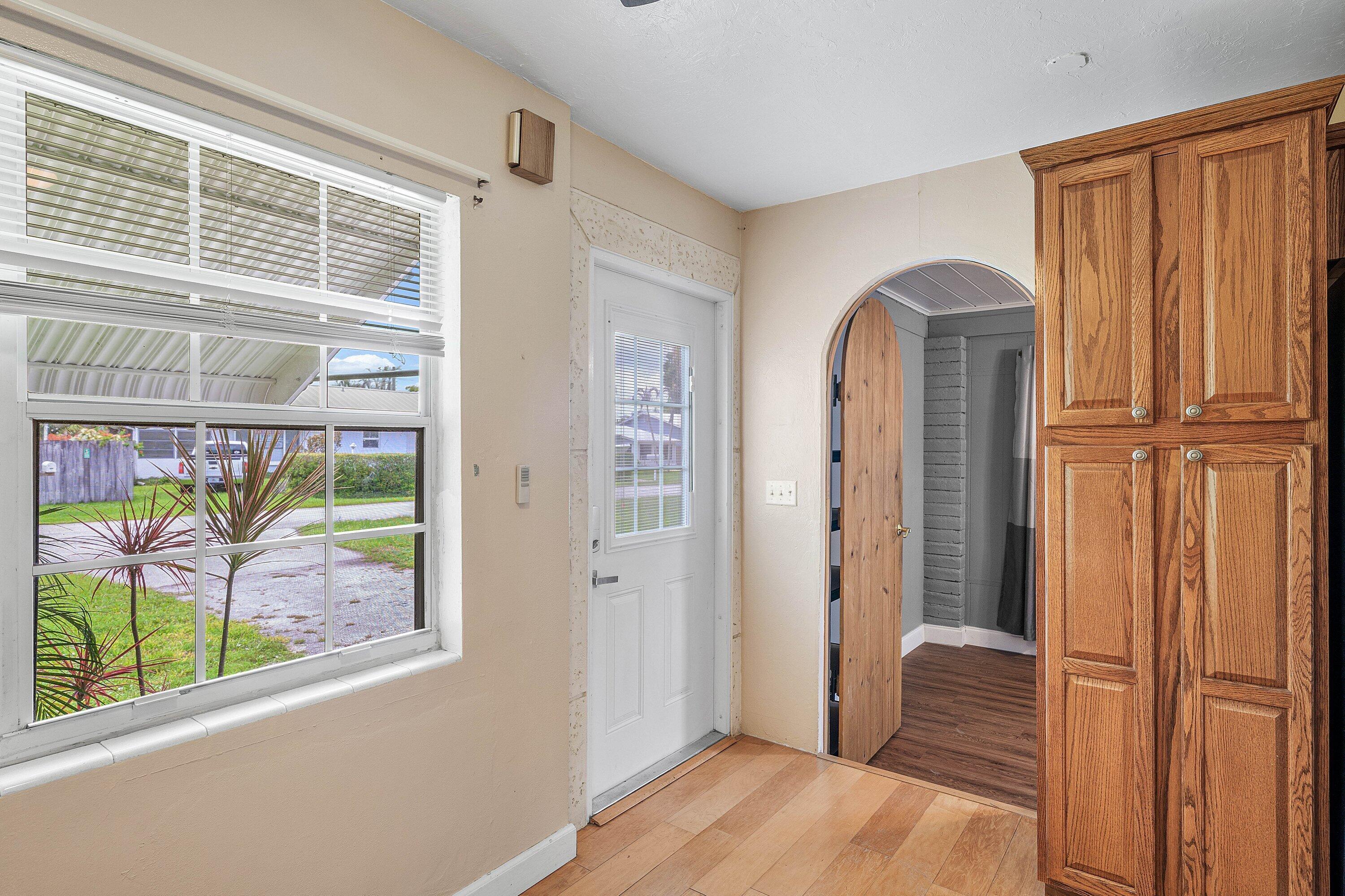 5709 SE Indigo Avenue, Stuart, FL 34997, Stuart - Photo 3