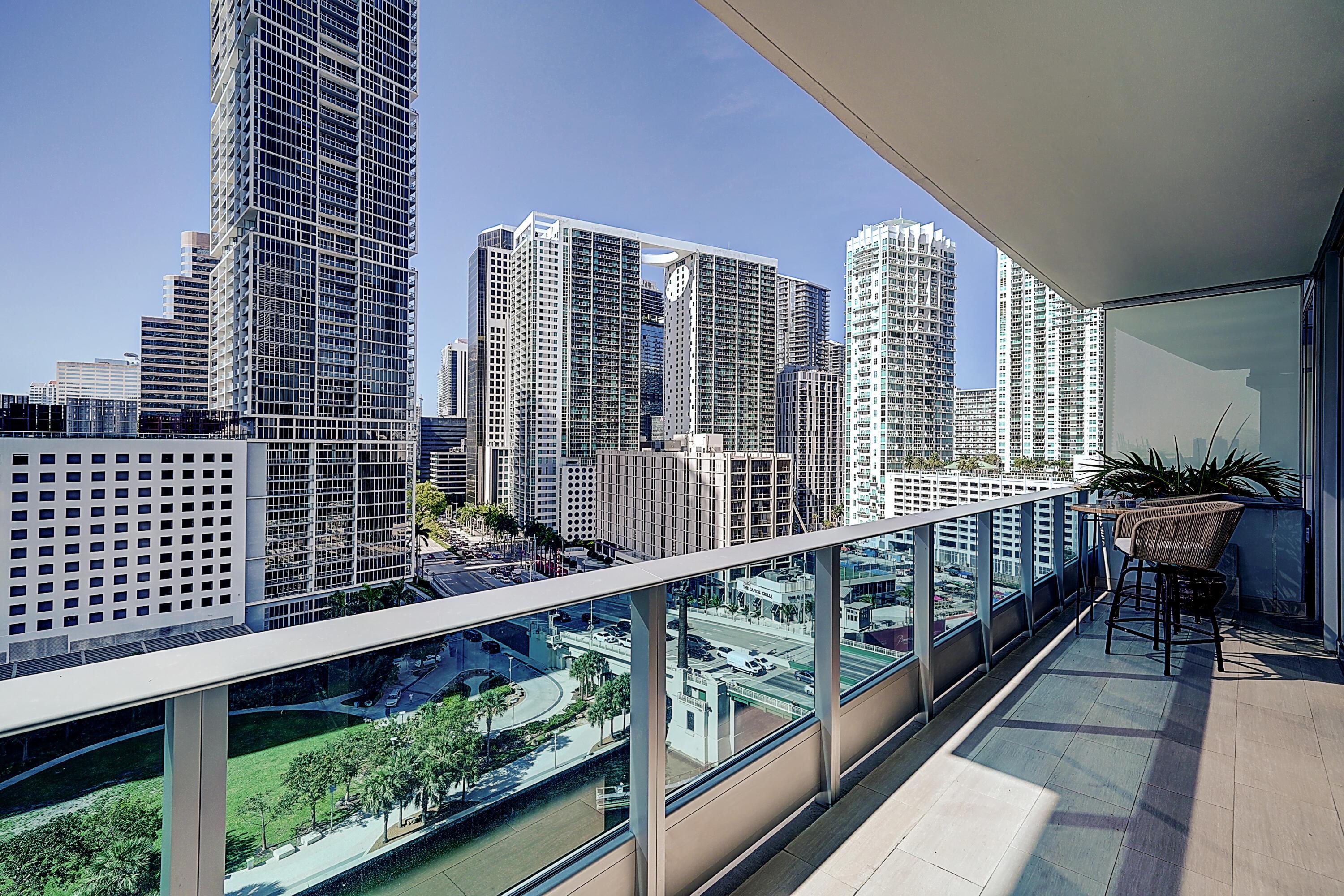 200 Biscayne Blvd Way 1408, Miami, FL 33131, Miami - Photo 2