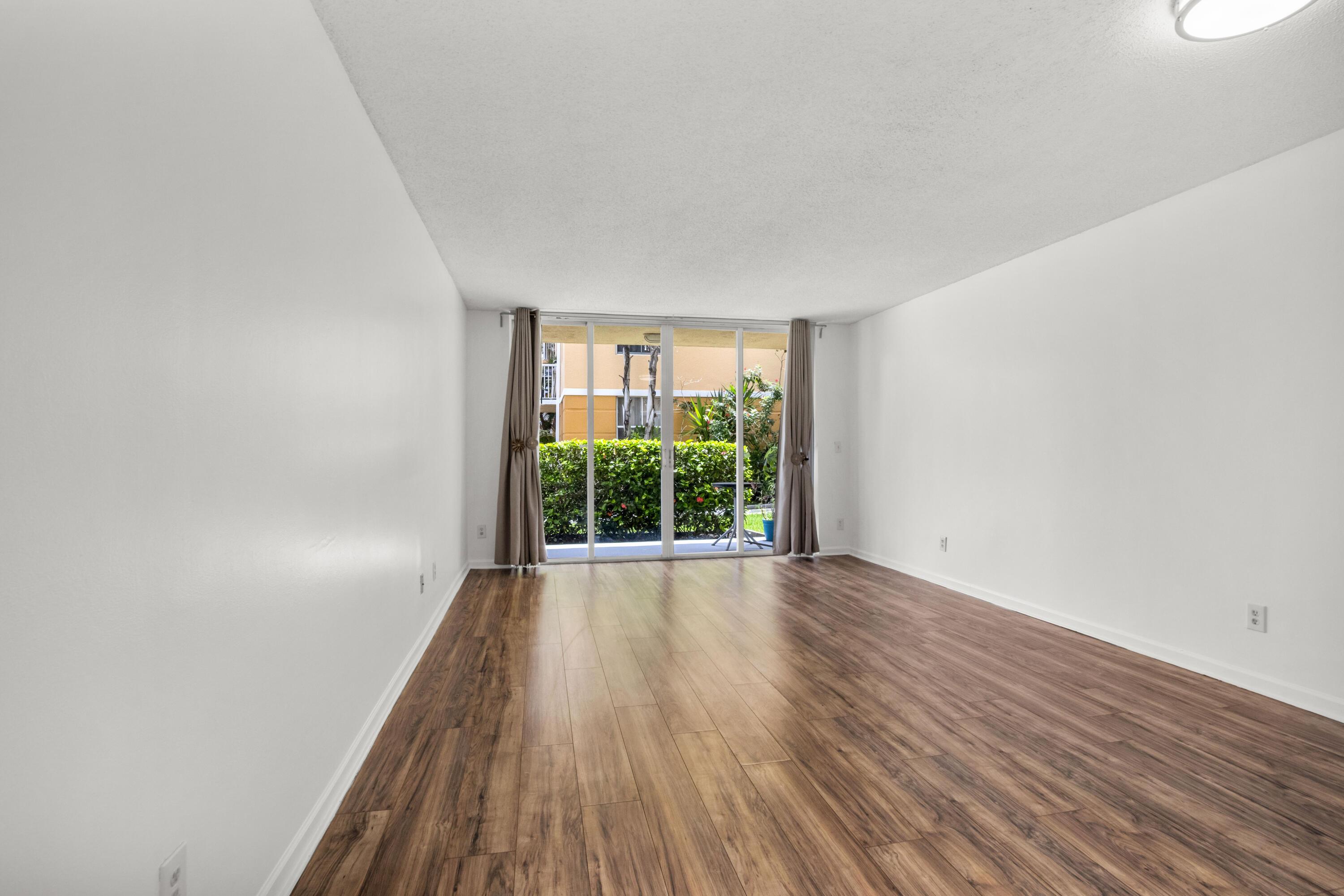 1341 SE 3RD Avenue 112, Dania Beach, FL 33004, Dania Beach - Photo 3