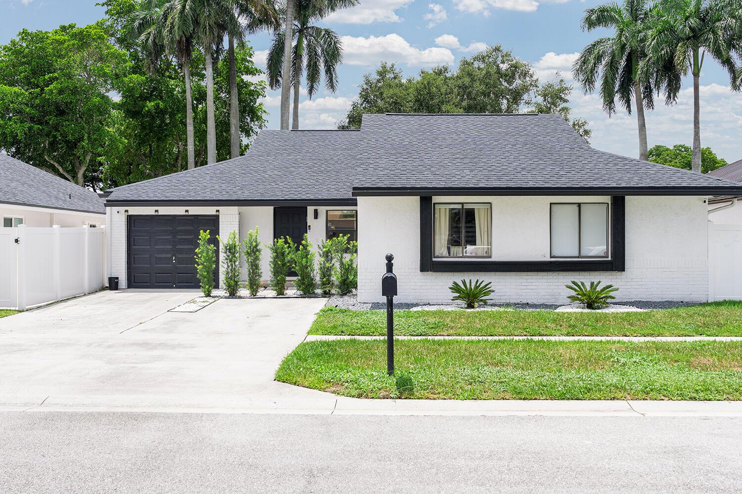 21641 SUTTERS Lane, Boca Raton, FL 33428, Boca Raton - Photo 4