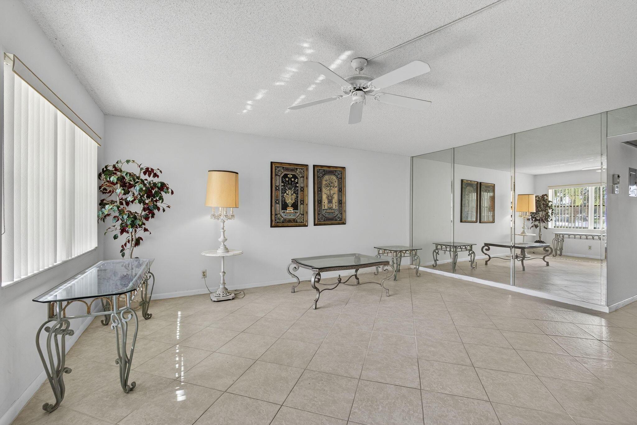 100 SHEFFIELD E, West Palm Beach, FL 33417, West Palm Beach - Photo 4