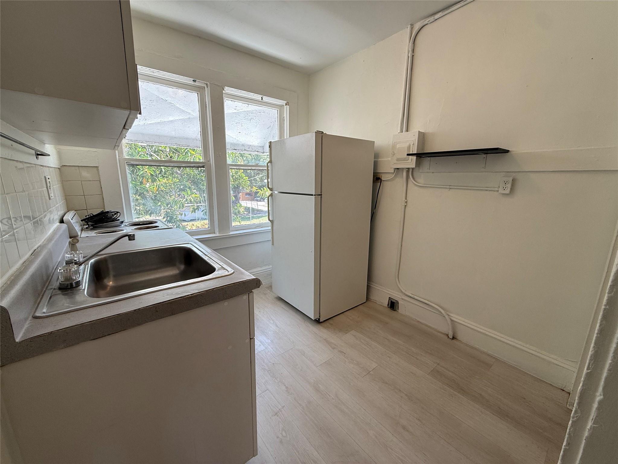 216 S 16th Avenue 7, Hollywood, FL 33020, Hollywood - Photo 5