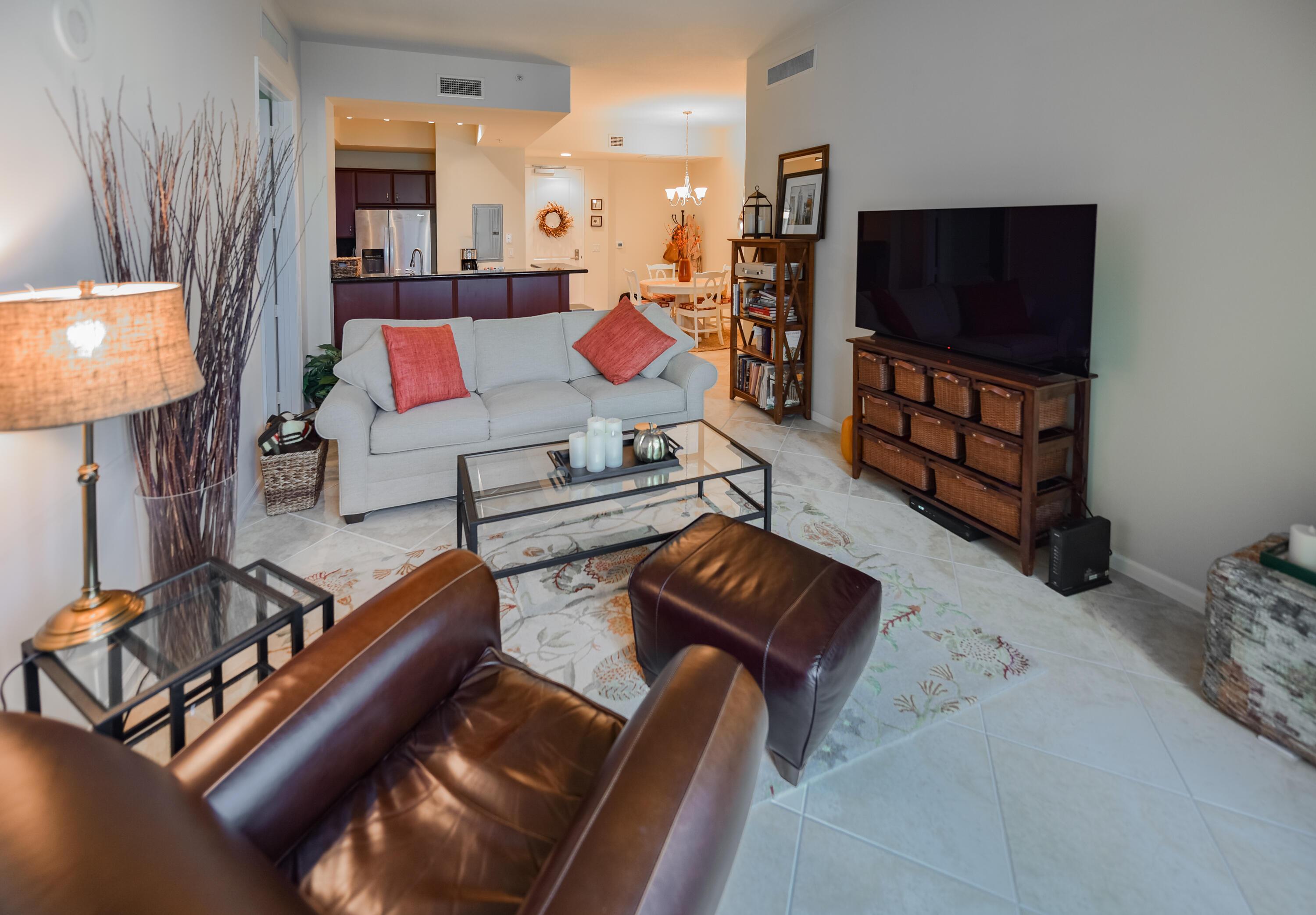403 S SAPODILLA Avenue 817, West Palm Beach, FL 33401, West Palm Beach - Photo 4