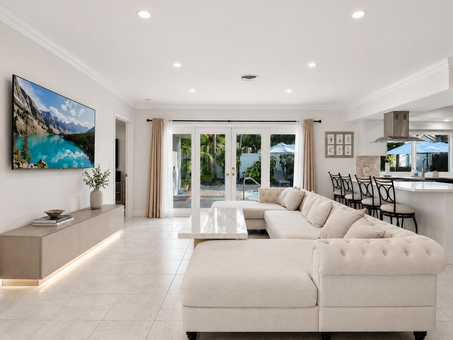 2010 NE 59th Place, Fort Lauderdale, FL 33308, Fort Lauderdale - Photo 3