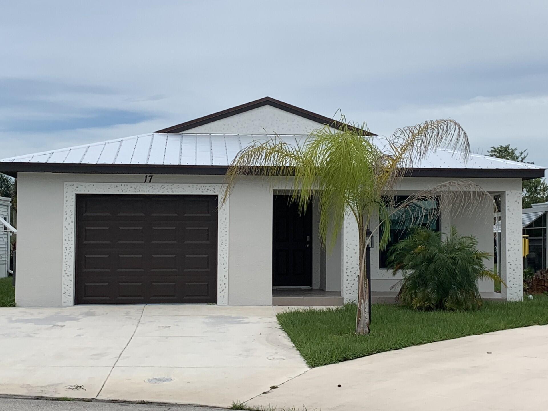 17 EL PORTAL Lane, Port St. Lucie, FL 34952, Port St. Lucie