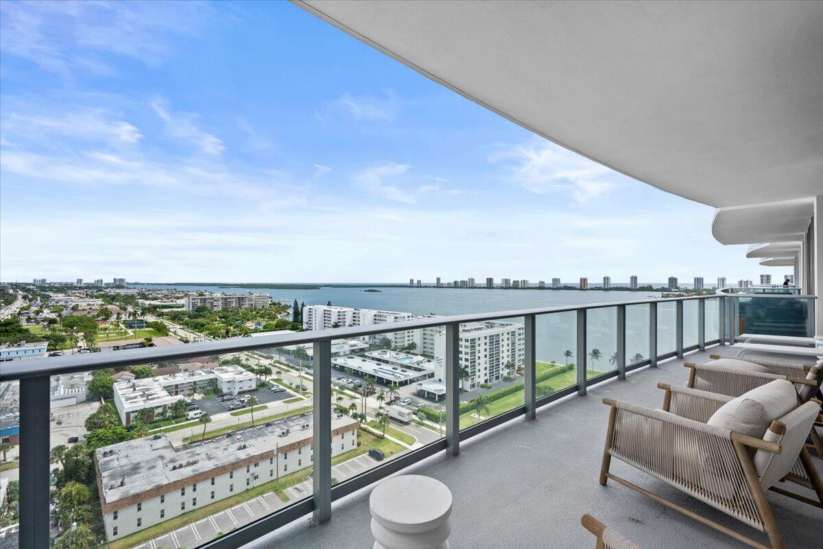 220 Lake Shore Drive 1513, Lake Park, FL 33403, Lake Park