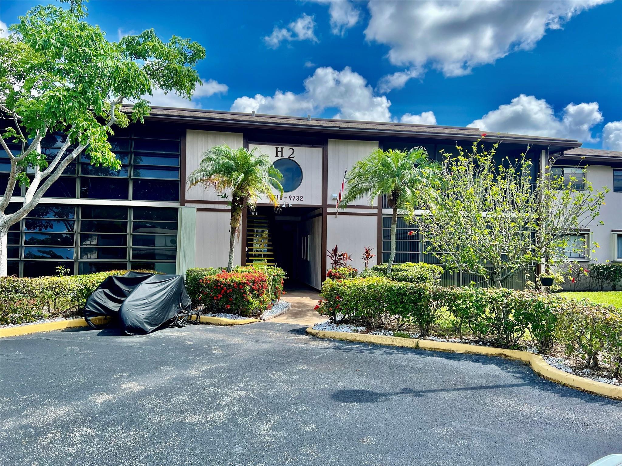 9718 S BELFORT Circle 108, Tamarac, FL 33321, Tamarac