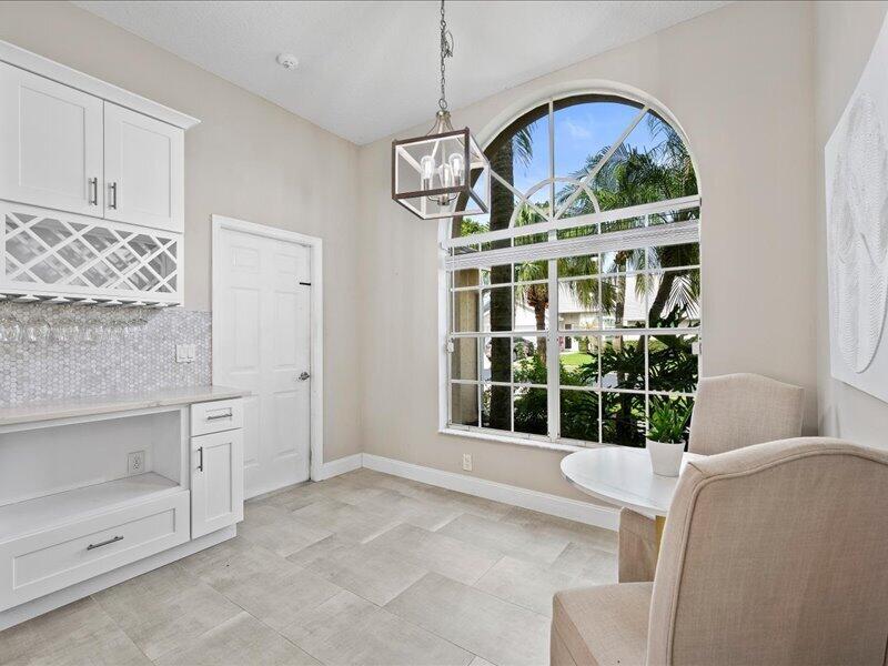237 MOCCASIN Trail W, Jupiter, FL 33458, Jupiter - Photo 5