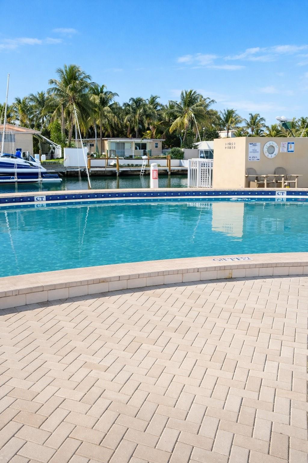 2020 NE 135TH Street 502, North Miami, FL 33181, North Miami - Photo 2