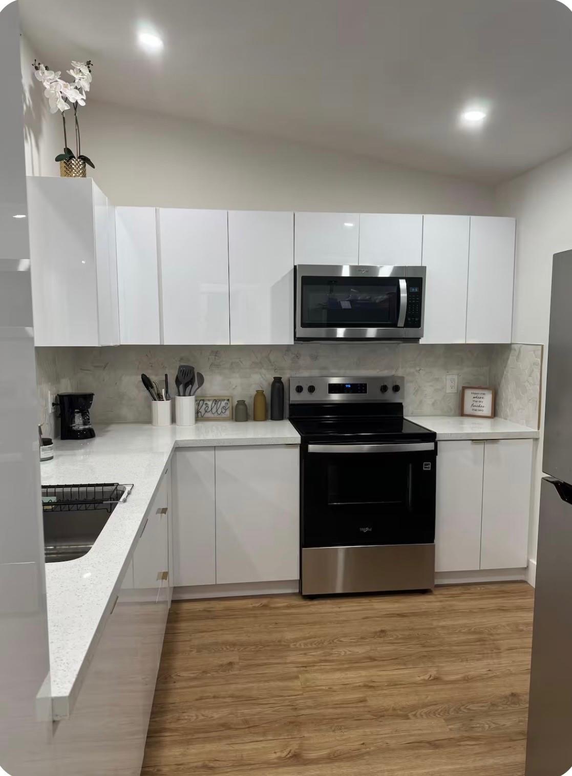 3007 NW 204th Terrace, Miami Gardens, FL 33056, Miami Gardens - Photo 3