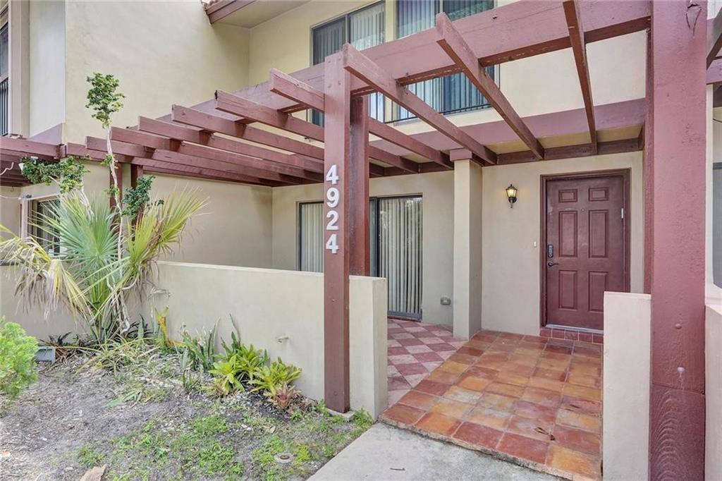 4924 SHERIDAN Street, Hollywood, FL 33021, Hollywood - Photo 3