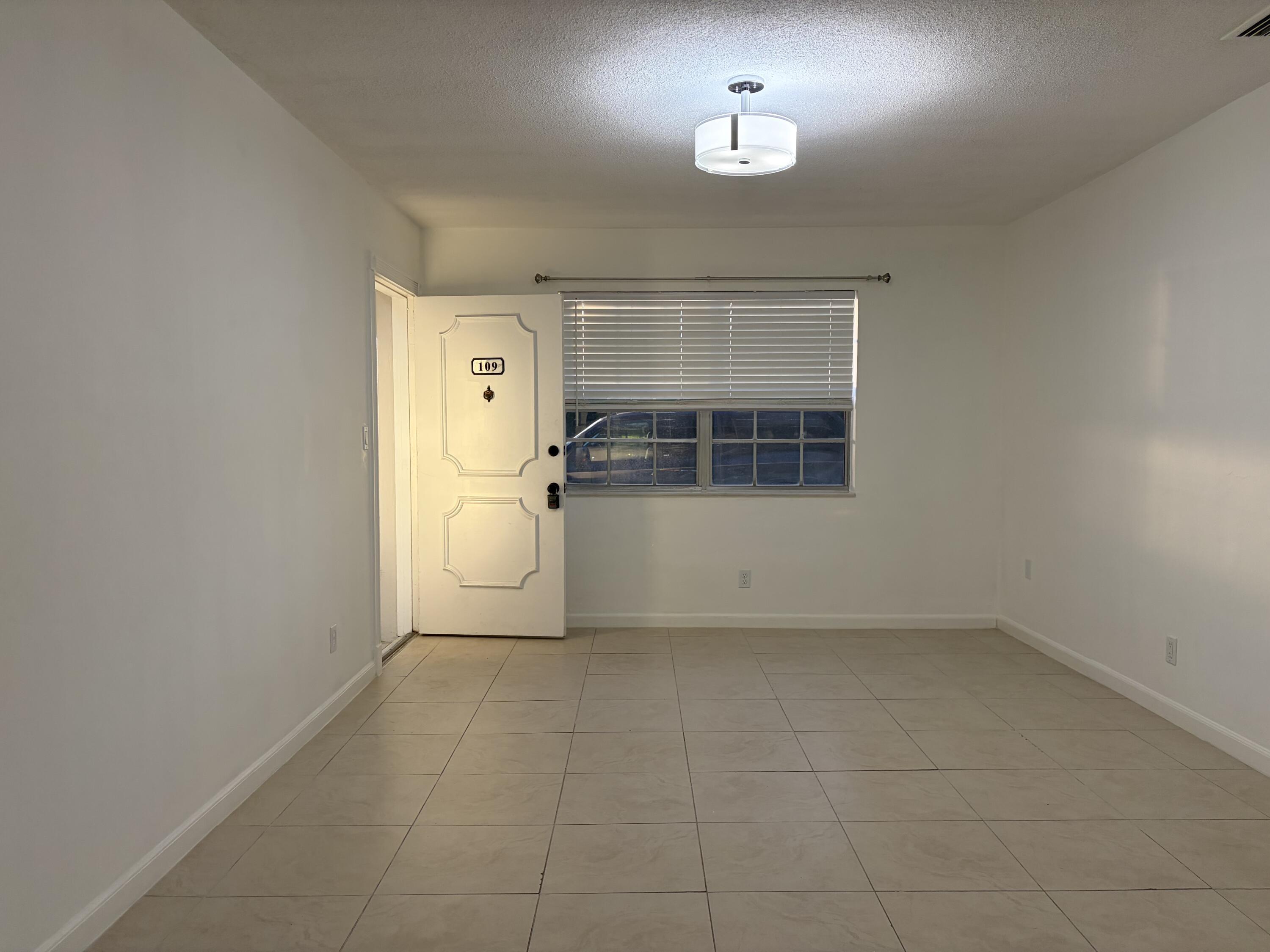 298 SW 6TH Street 1090, Boca Raton, FL 33432, Boca Raton - Photo 4