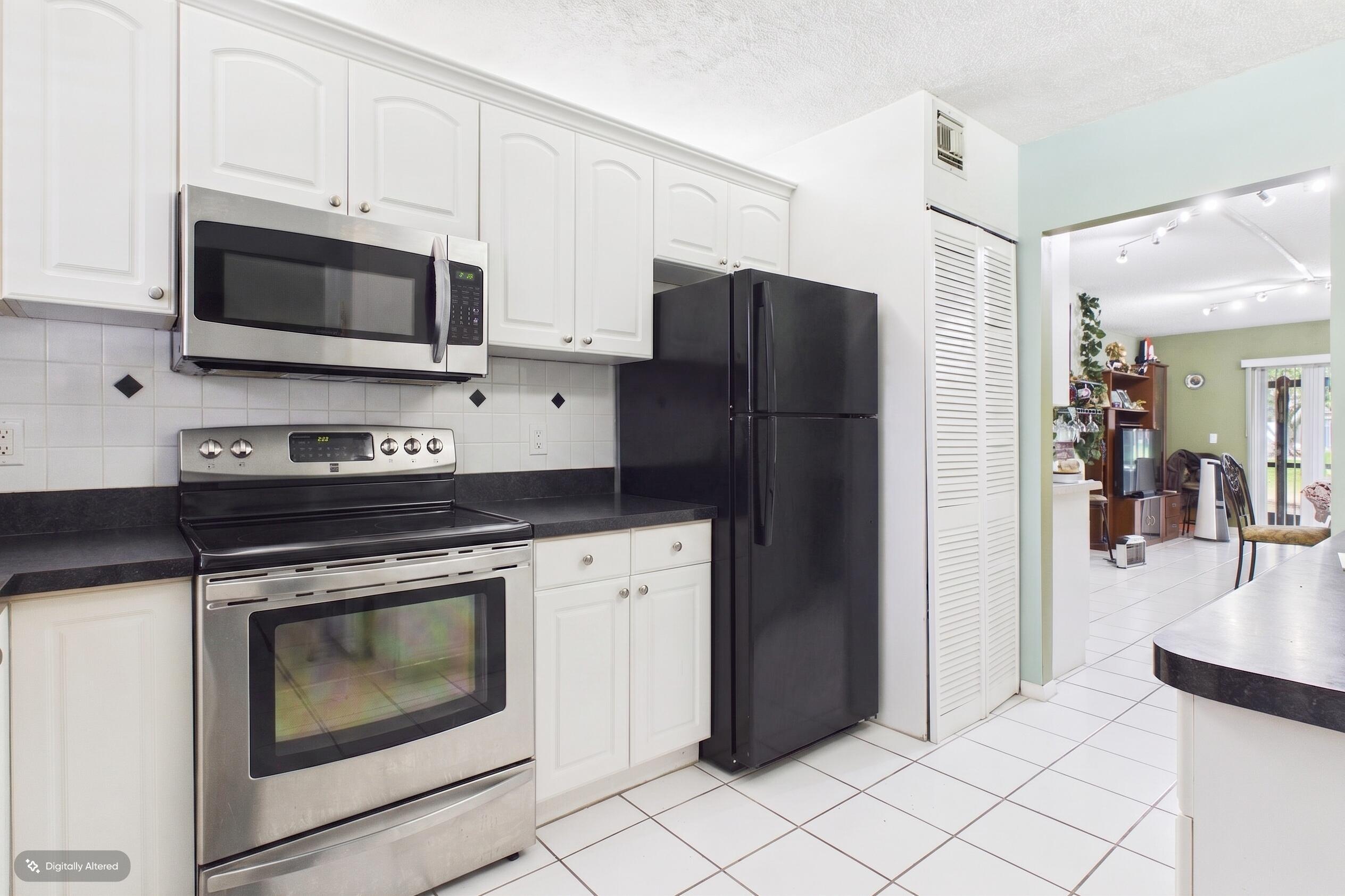 8511 OLD COUNTRY Manor 401, Davie, FL 33328, Davie - Photo 4