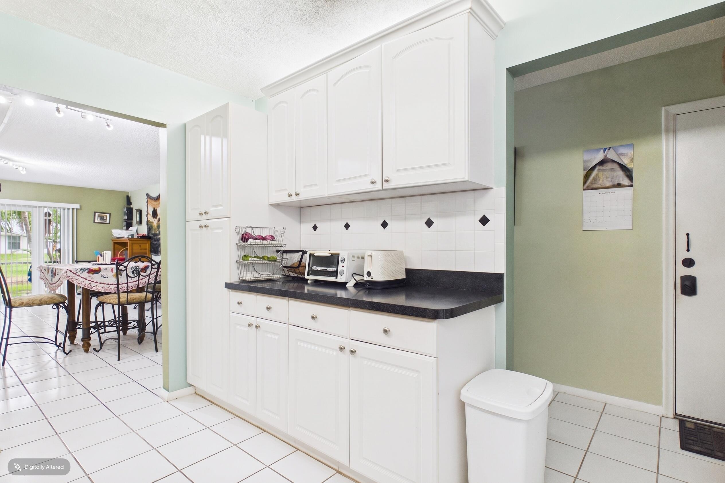 8511 OLD COUNTRY Manor 401, Davie, FL 33328, Davie - Photo 5