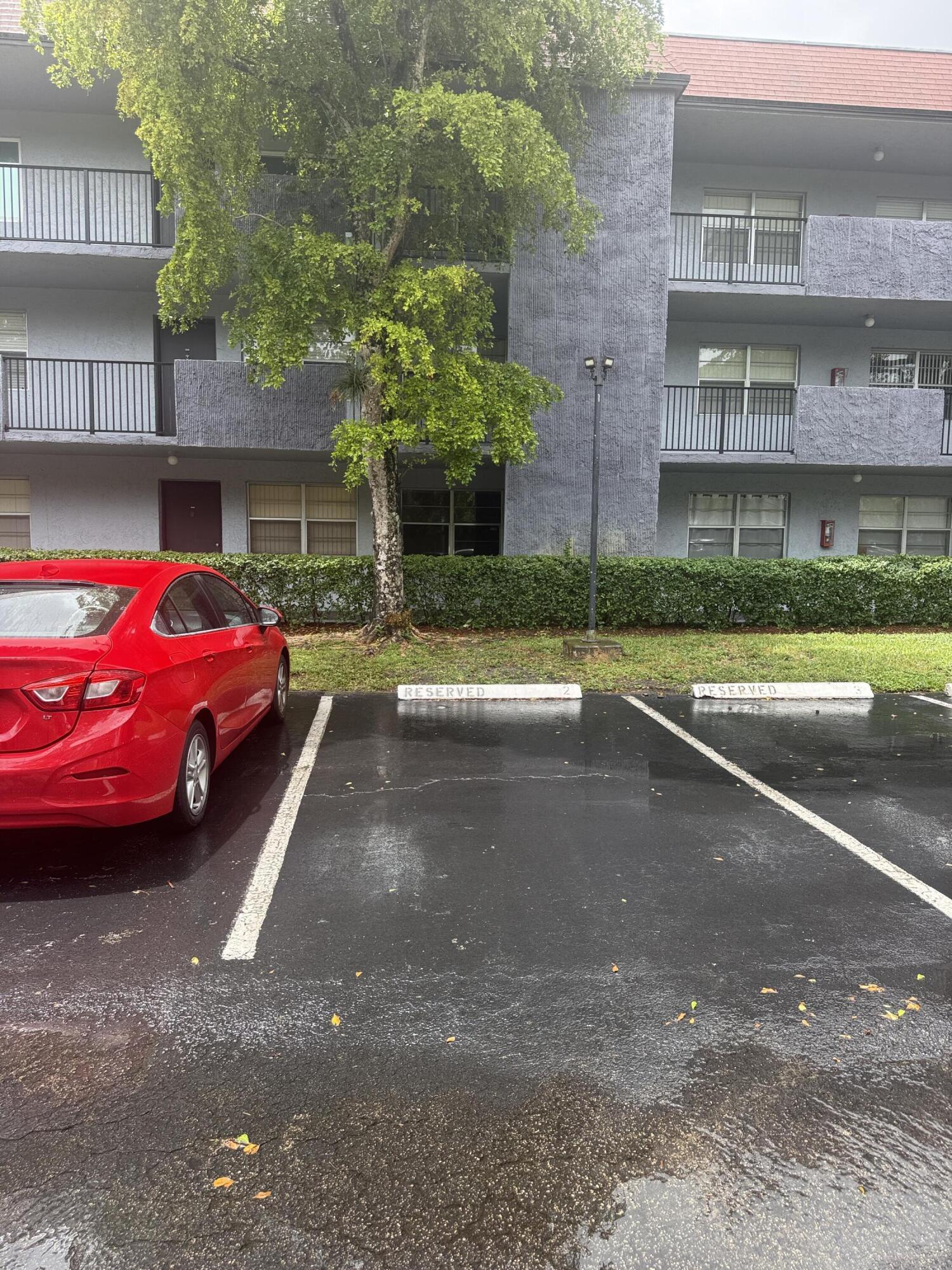 8450 LAGOS DE CAMPO Boulevard 107, Tamarac, FL 33321, Tamarac - Photo 3