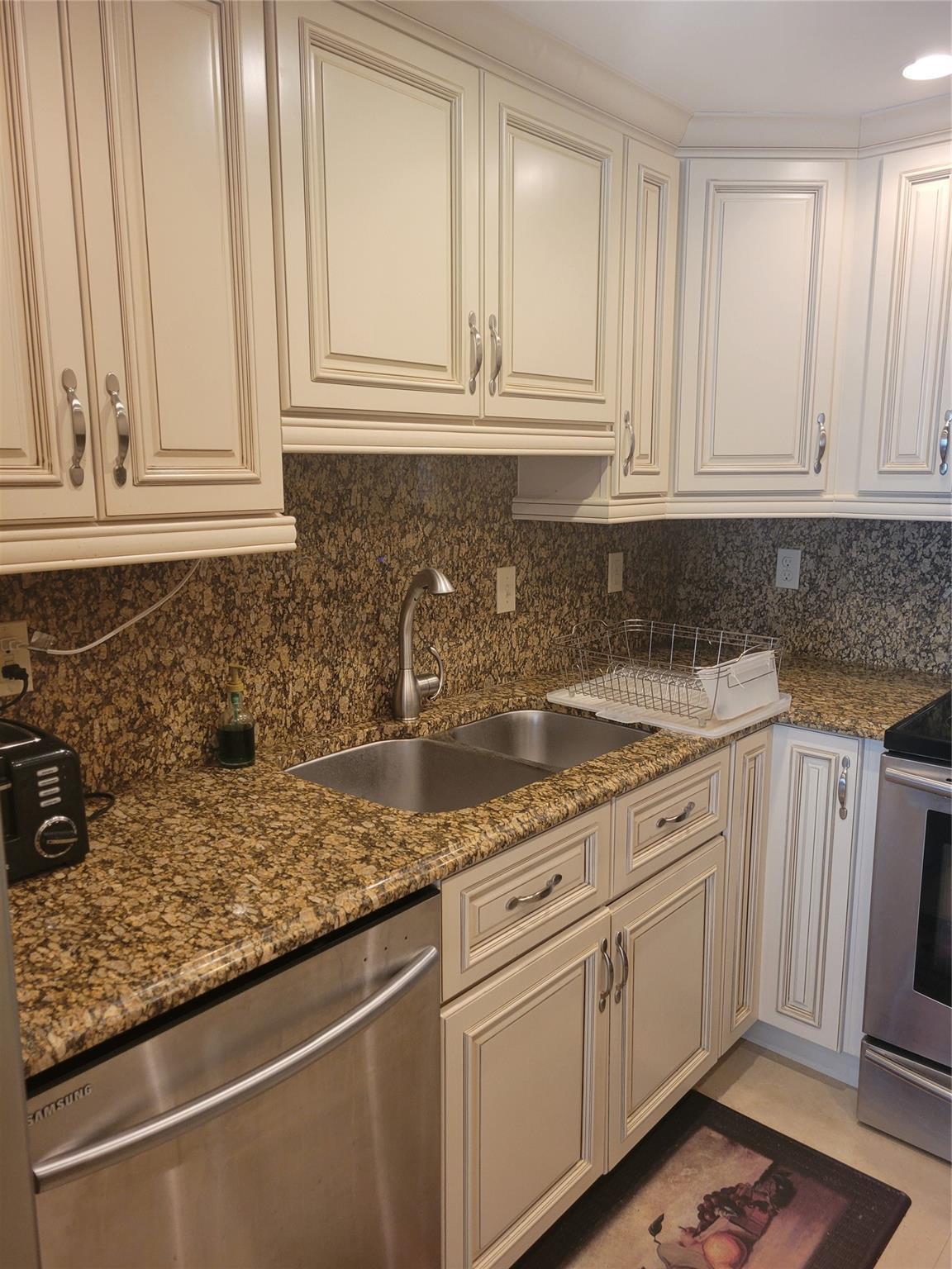 2401 S OCEAN Drive 1108, Hollywood, FL 33019, Hollywood - Photo 4