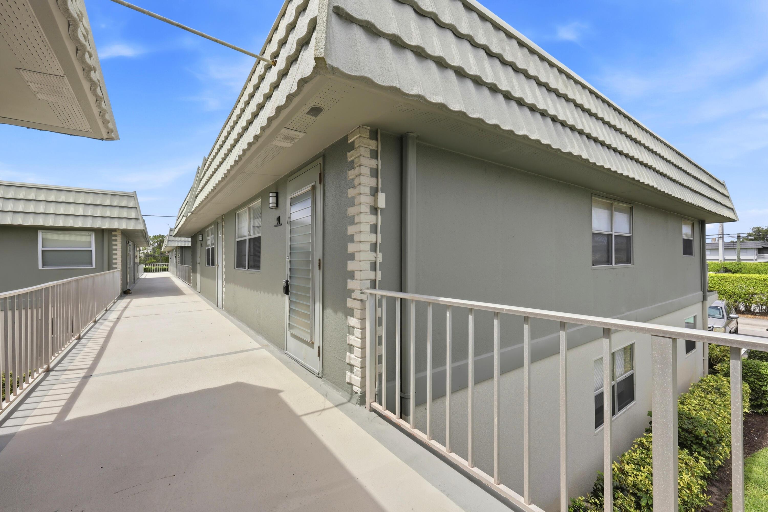 91 FLANDERS B, Delray Beach, FL 33484, Delray Beach - Photo 3