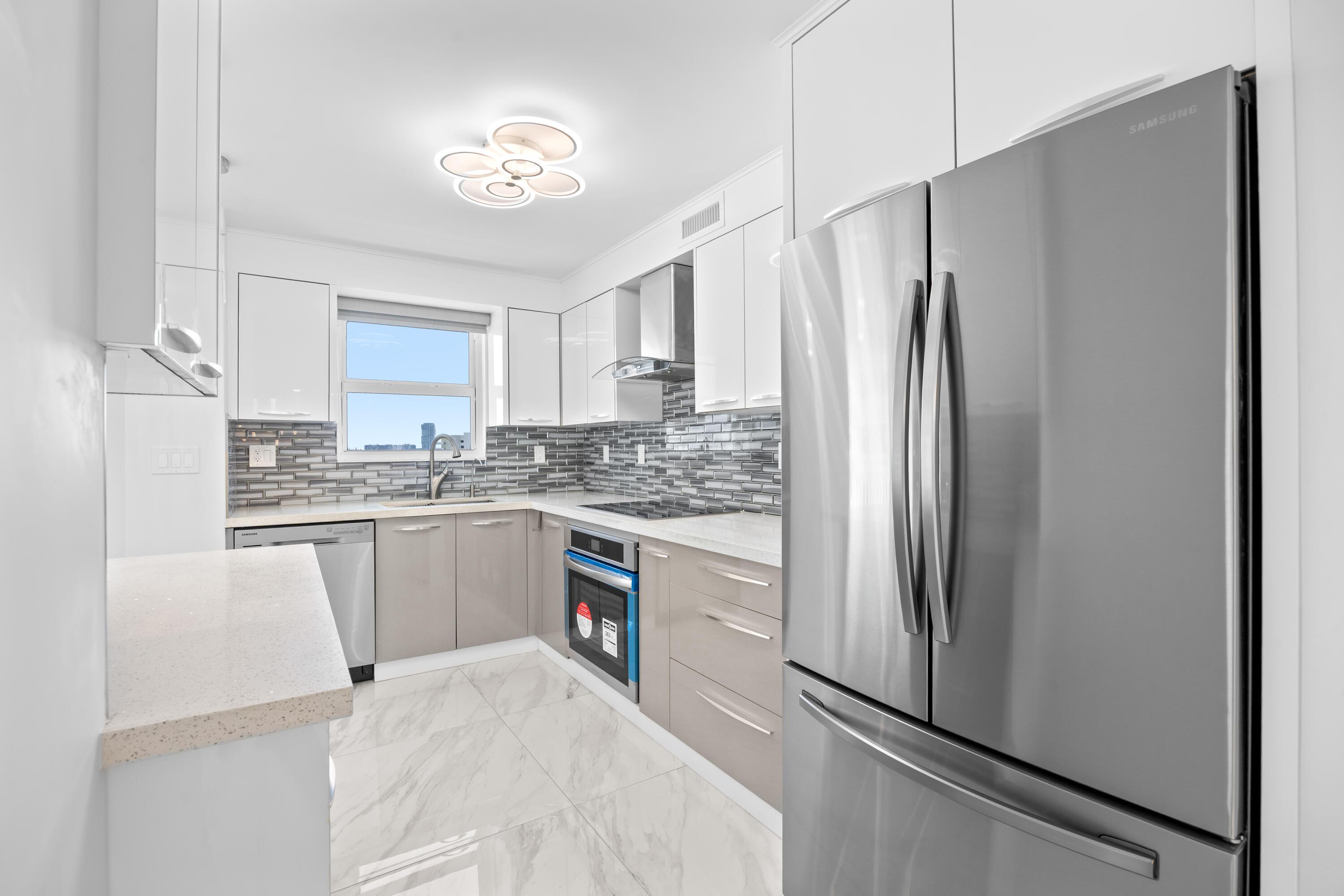 137 Golden Isles Drive 914, Hallandale Beach, FL 33009, Hallandale Beach - Photo 3